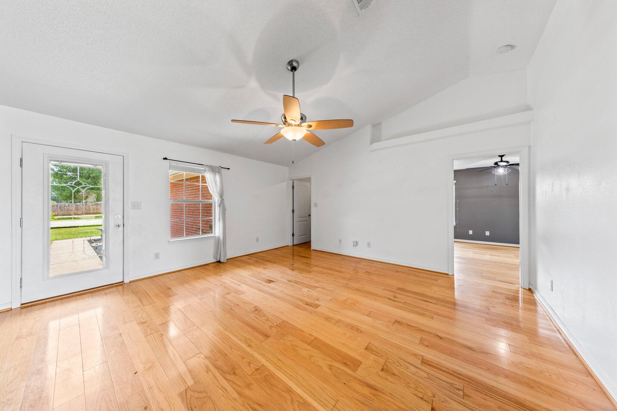 PLANTATION WOODS - Residential