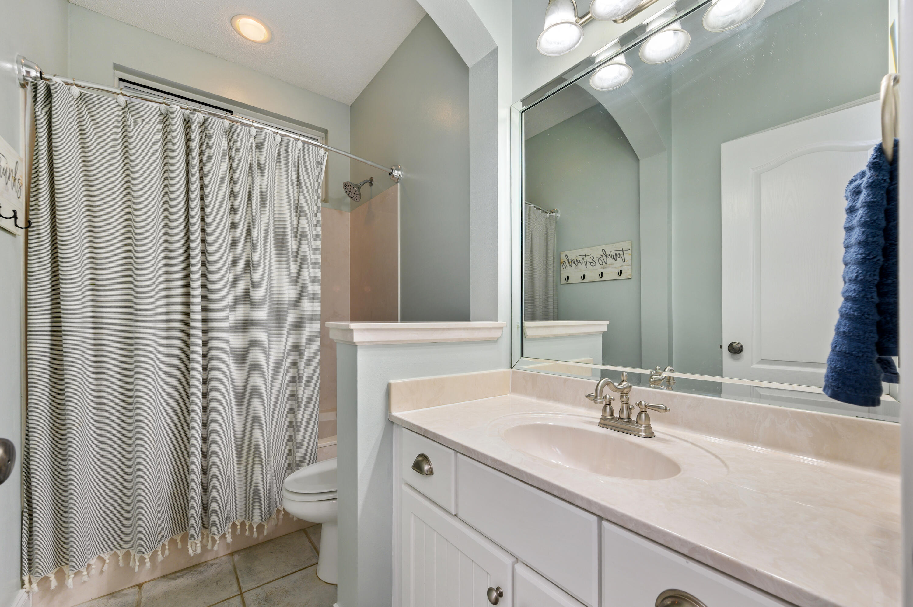 SHOAL LANDING EAST - Residential