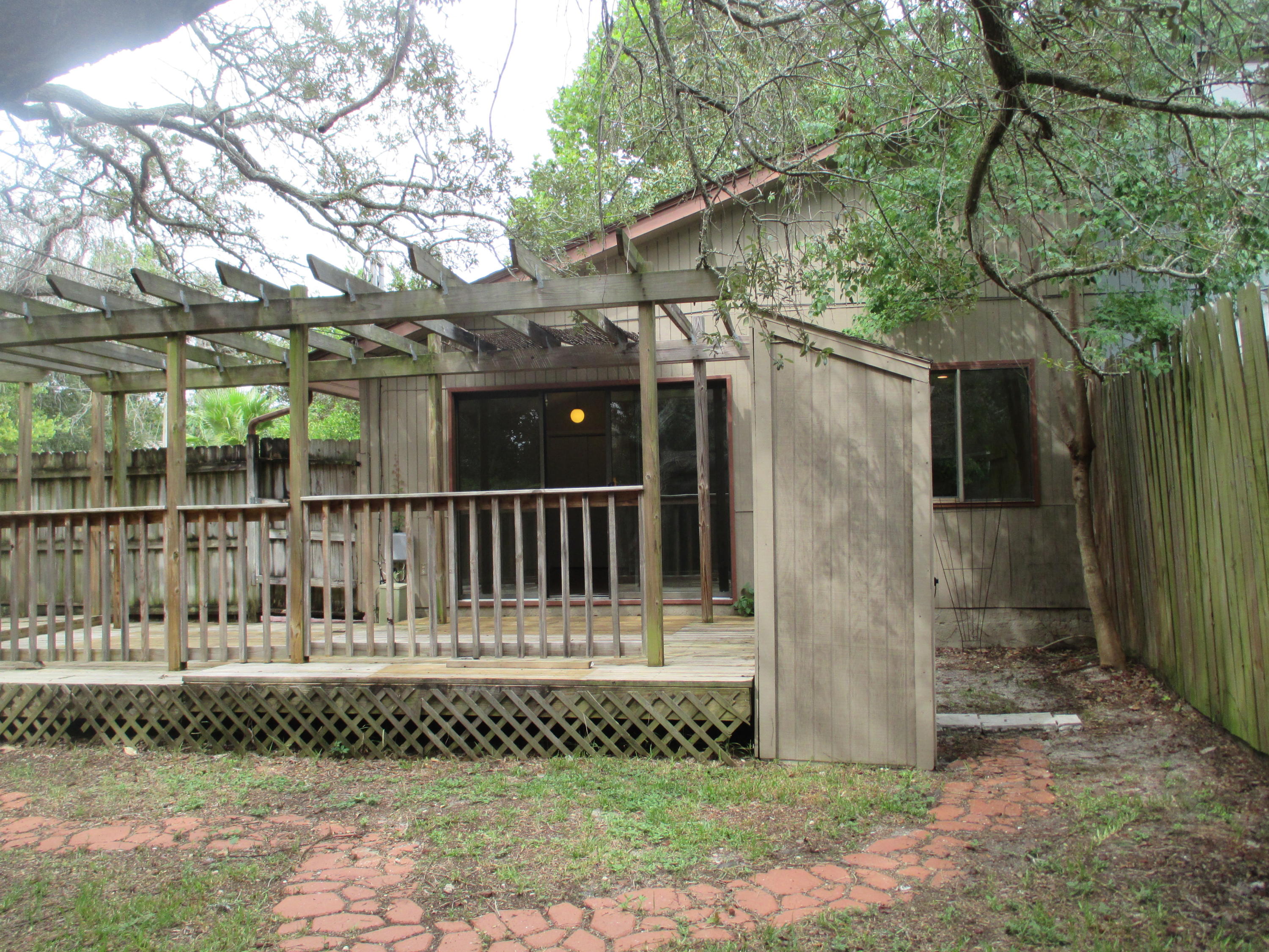 PINE RIDGE TRACE RE/SUB - Residential