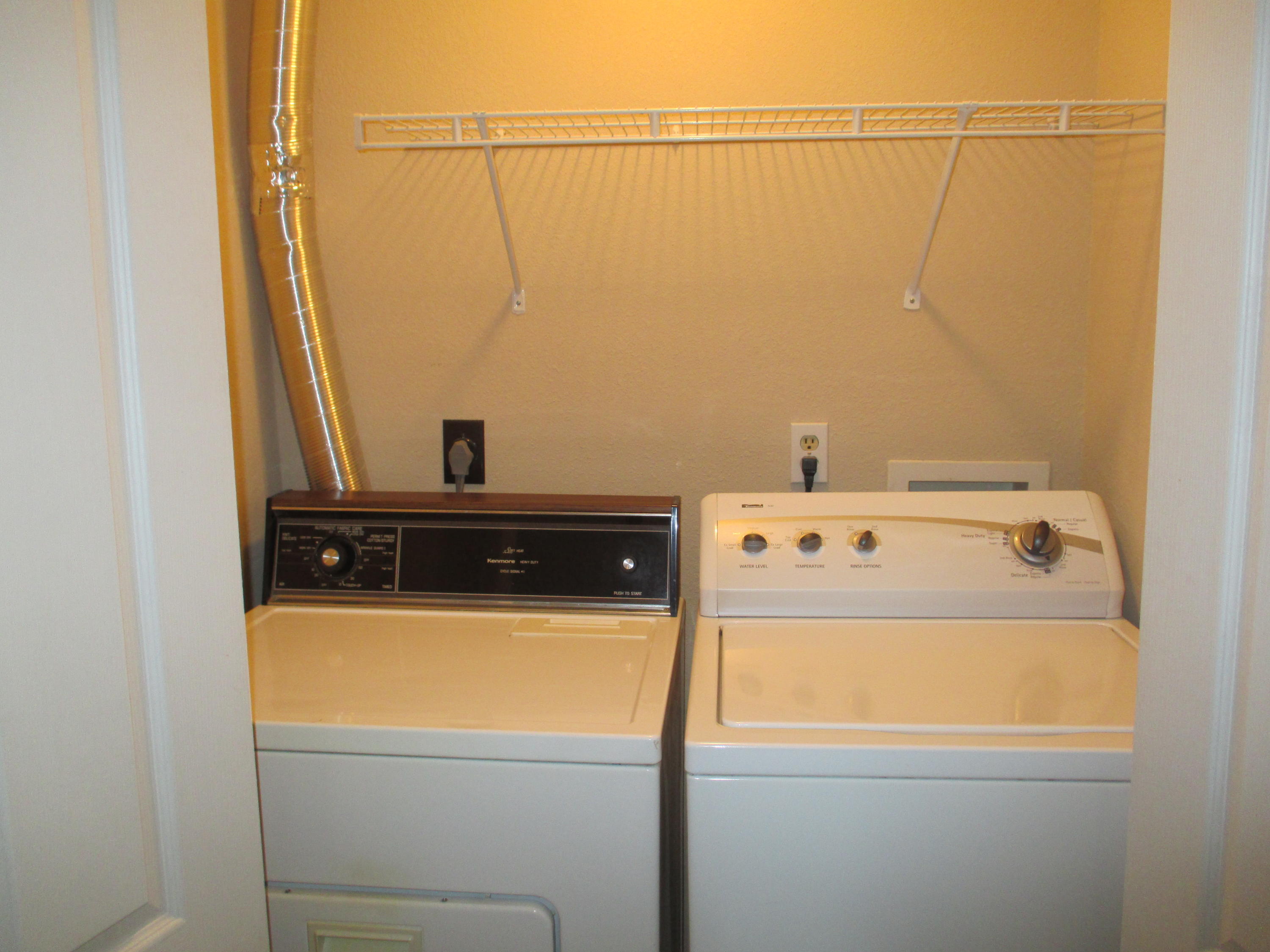 PINE RIDGE TRACE RE/SUB - Residential