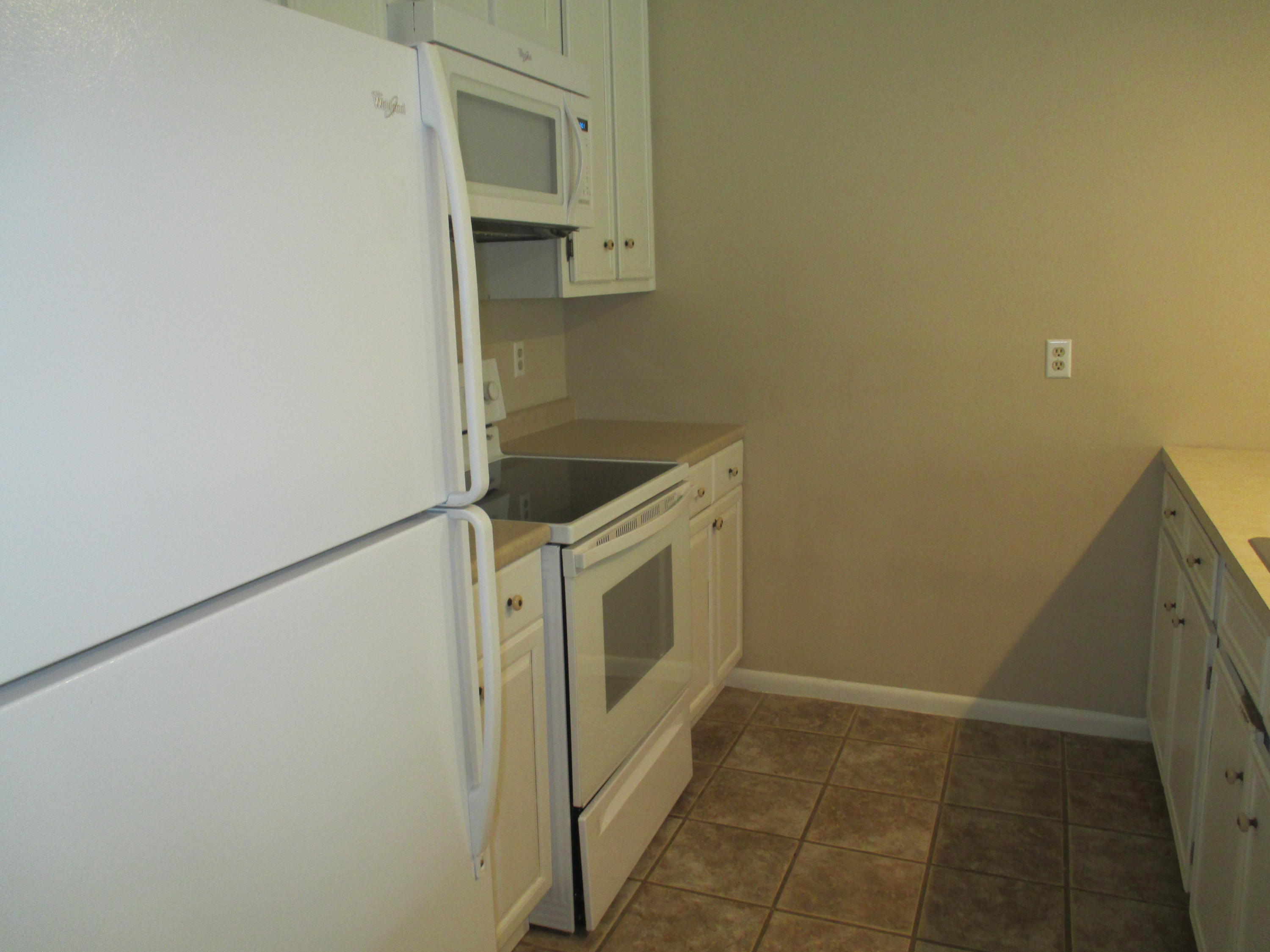 PINE RIDGE TRACE RE/SUB - Residential