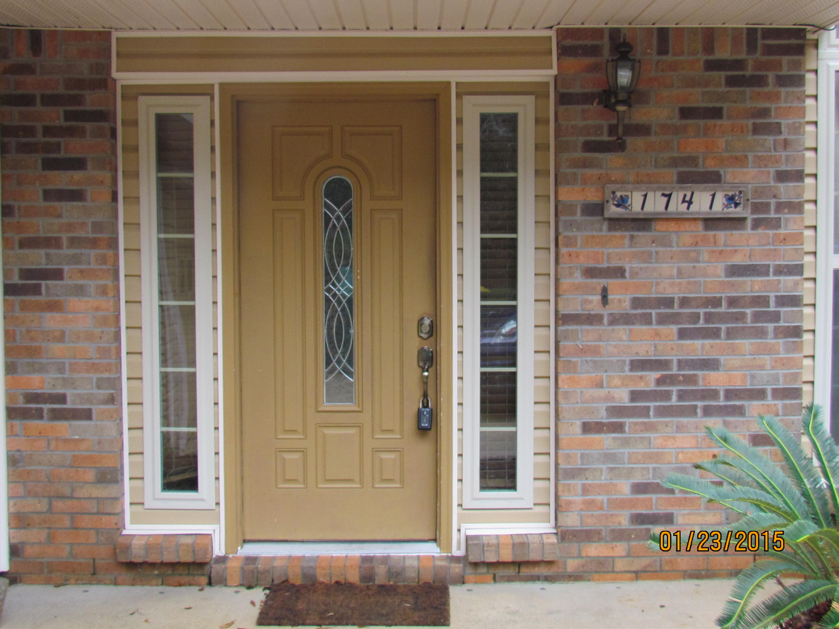 PINEWOOD ESTATES 2 - Residential Lease