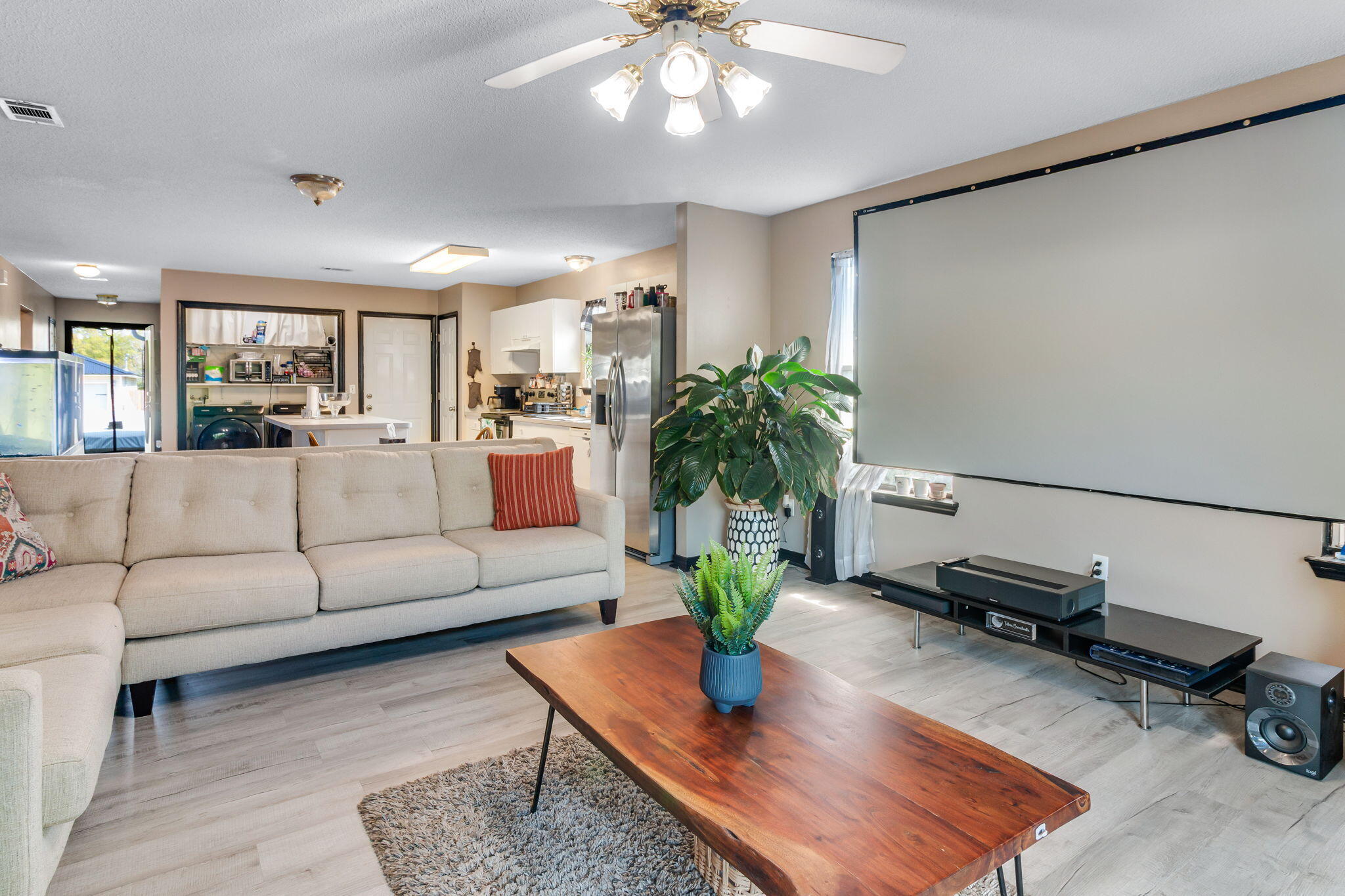 322 Apple Drive