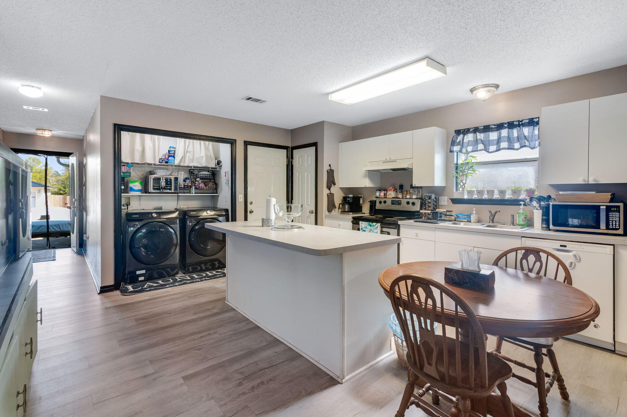 SOUTHWAY ESTATES - Residential