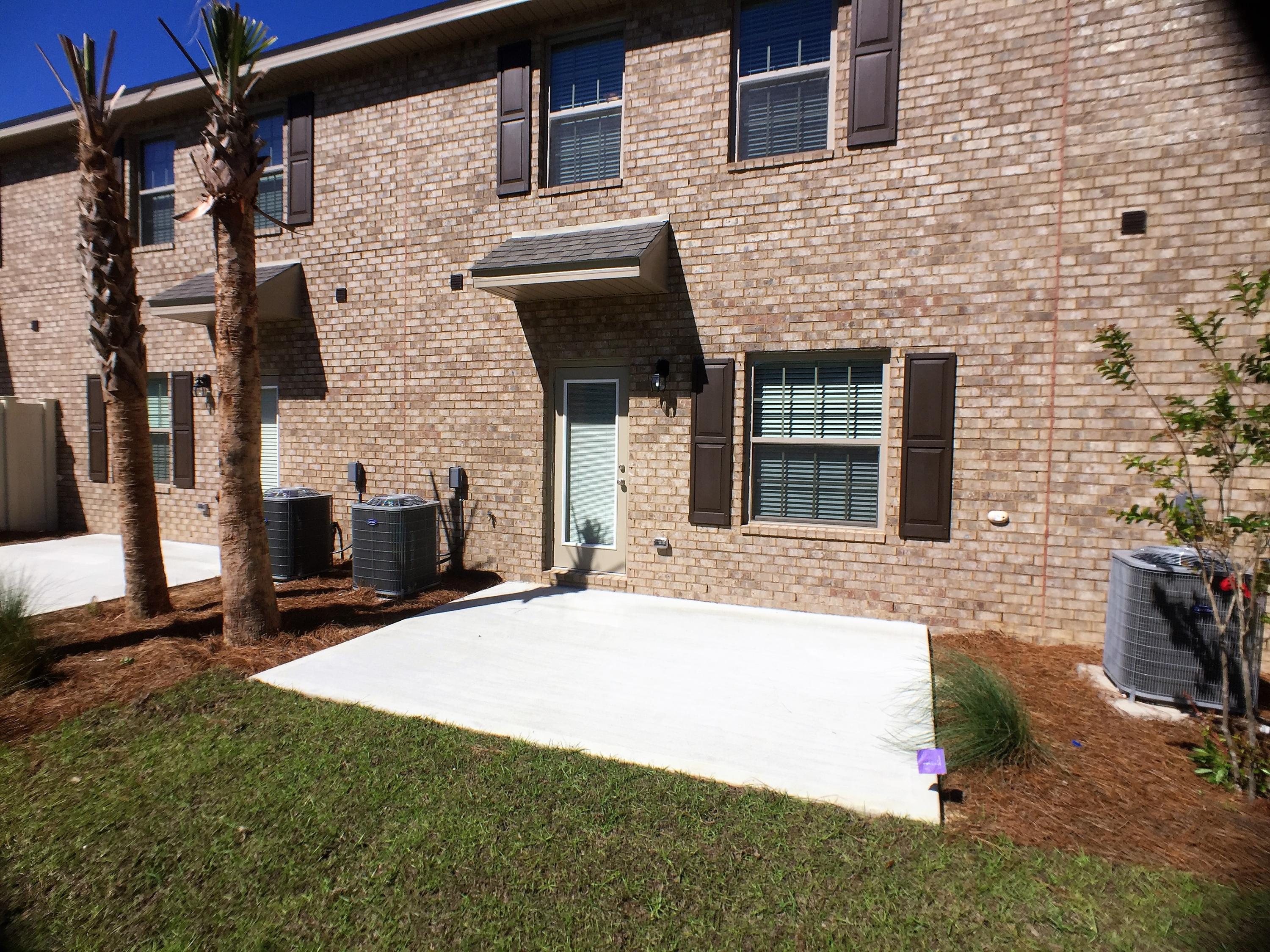 RESERVE POINTE - Residential Lease