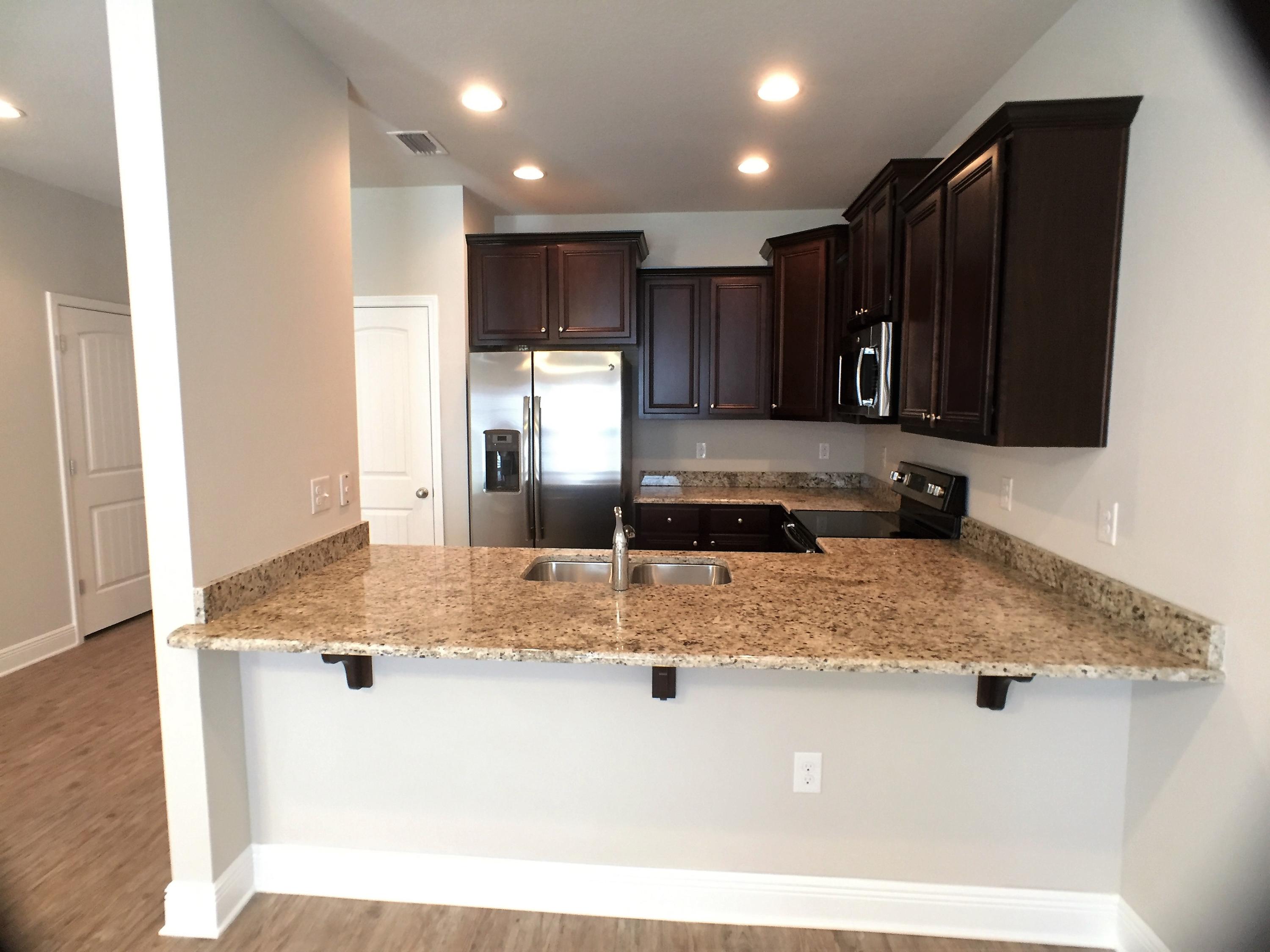 RESERVE POINTE - Residential Lease