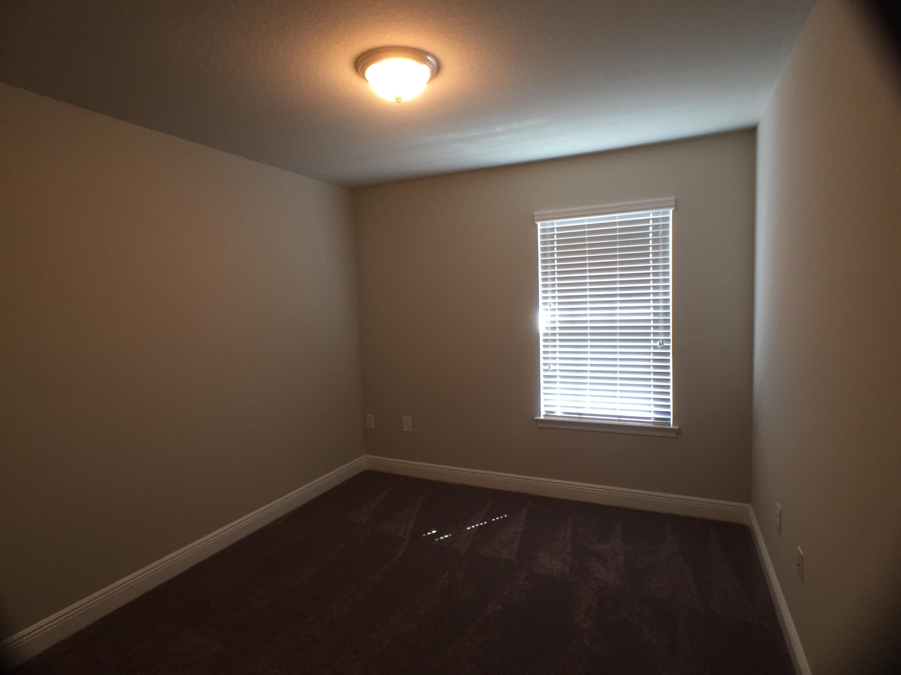 RESERVE POINTE - Residential Lease