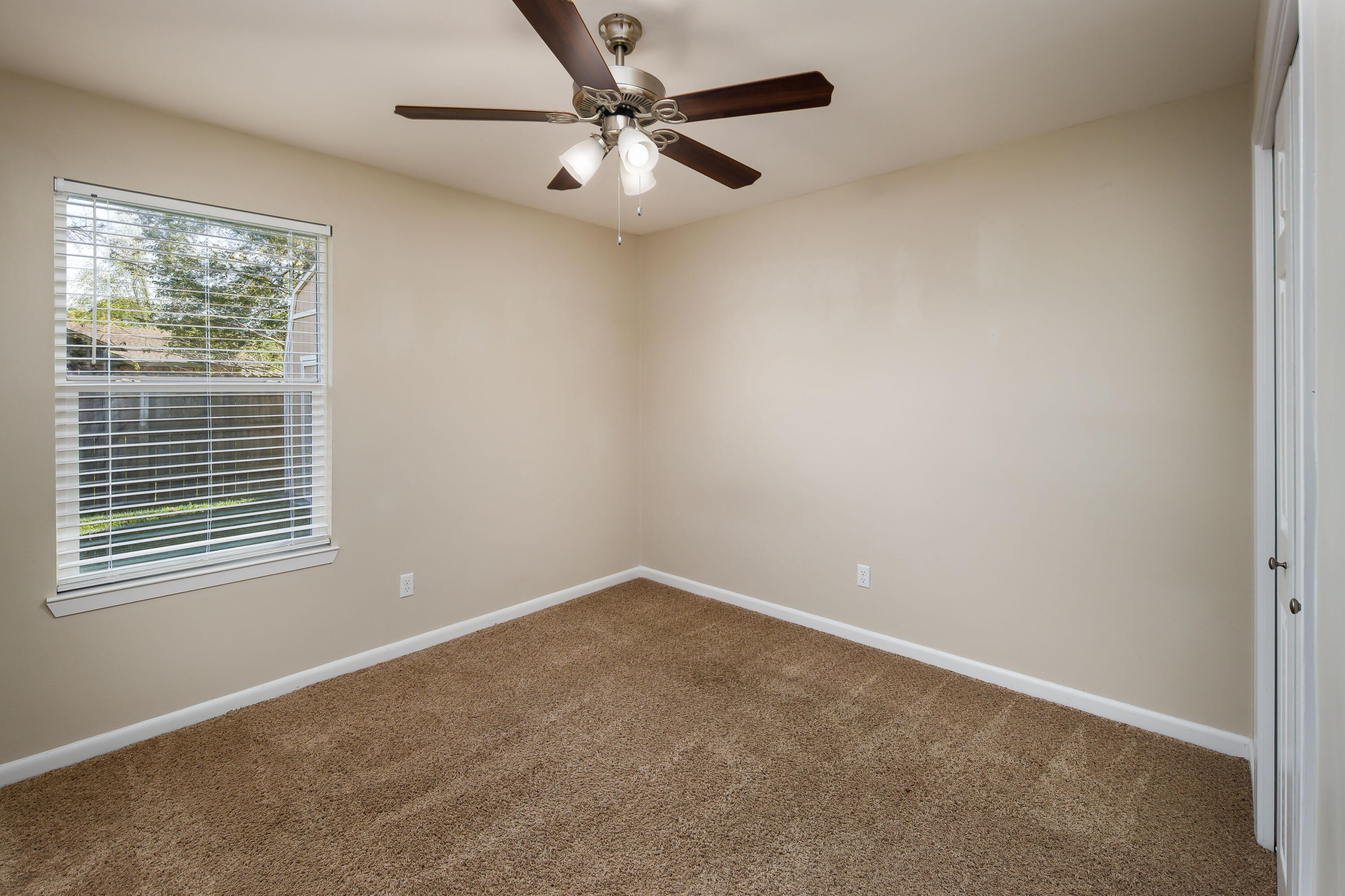 PALM ESTATES UNIT 2 - Residential