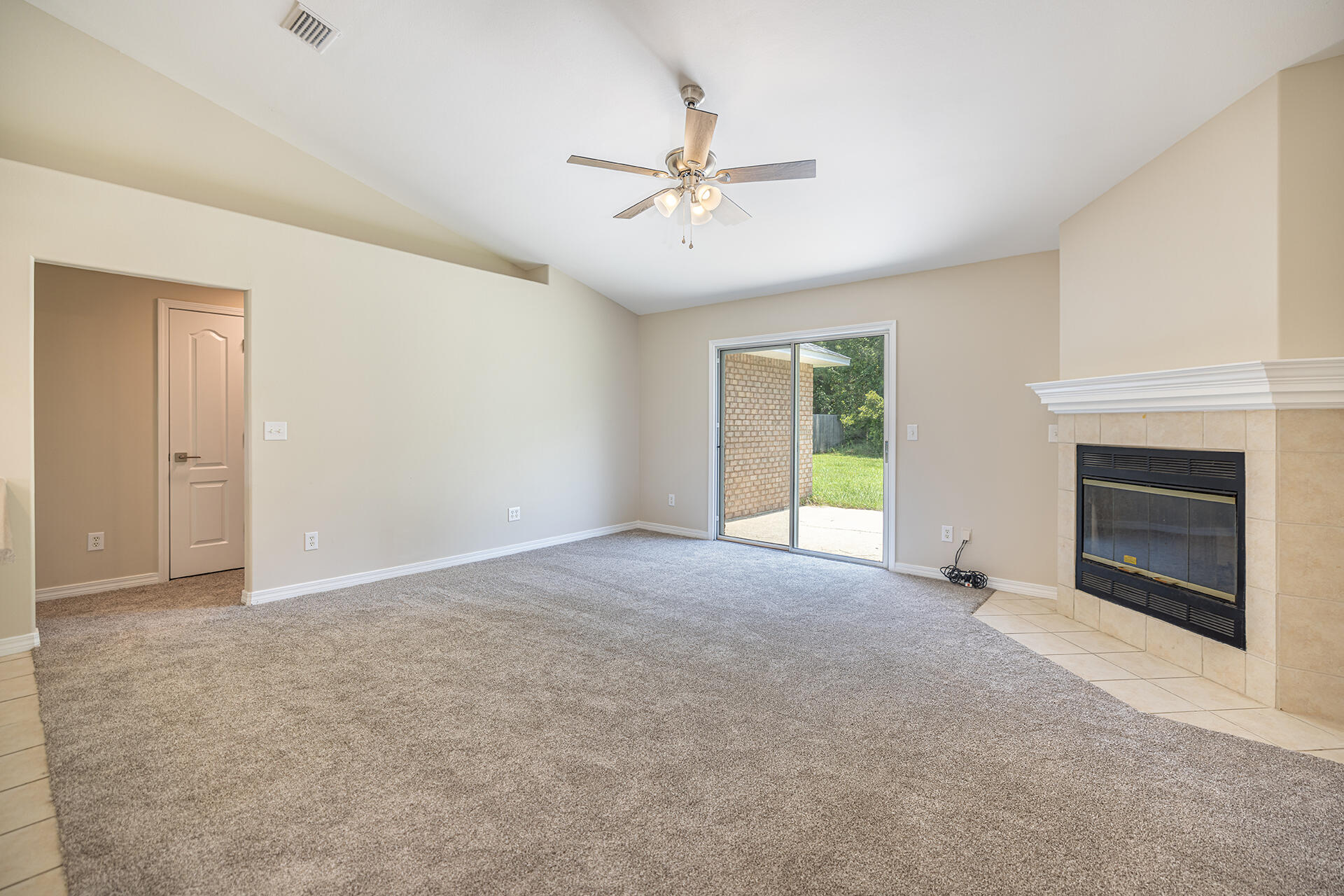 LEGEND COVE - Residential