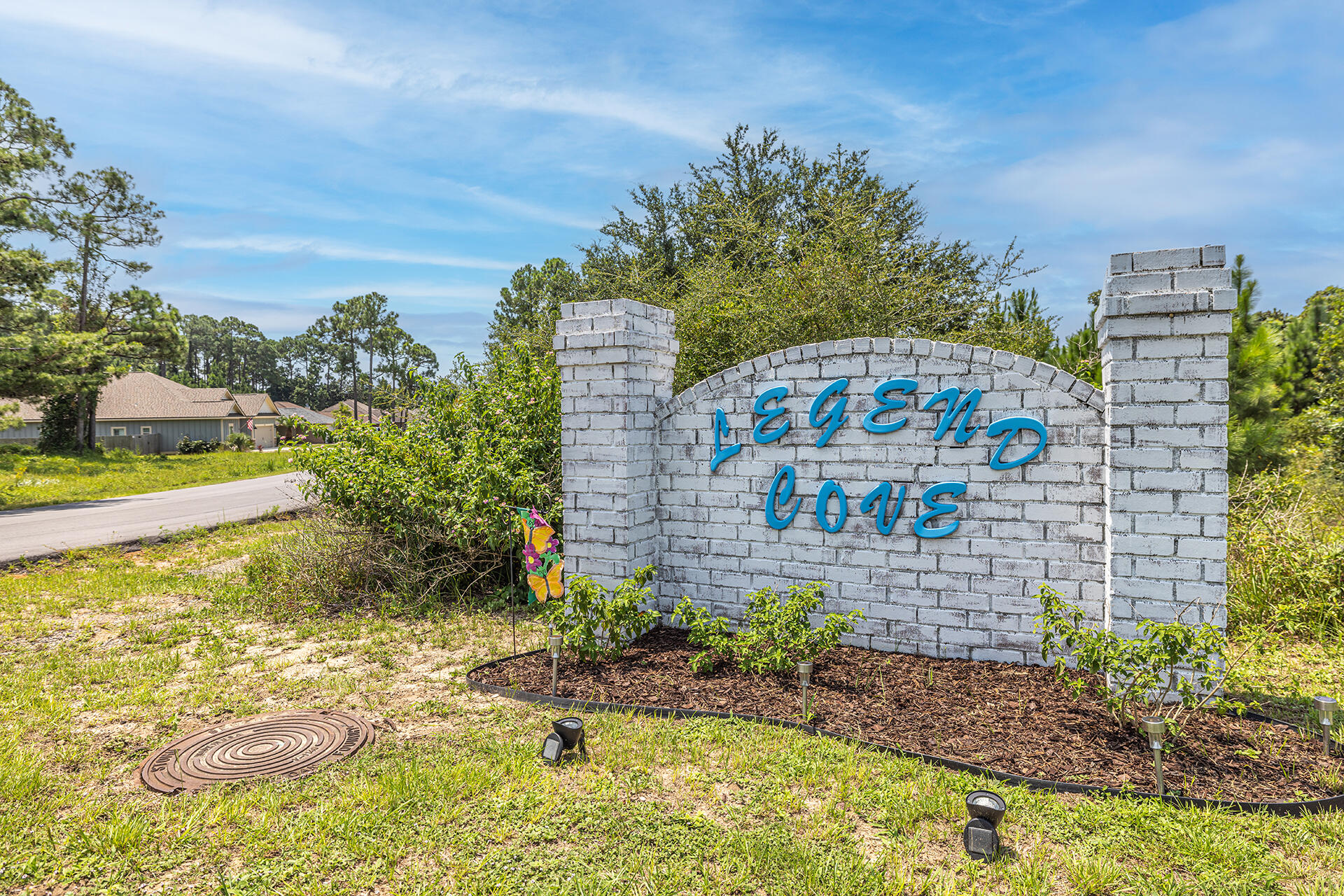 LEGEND COVE - Residential