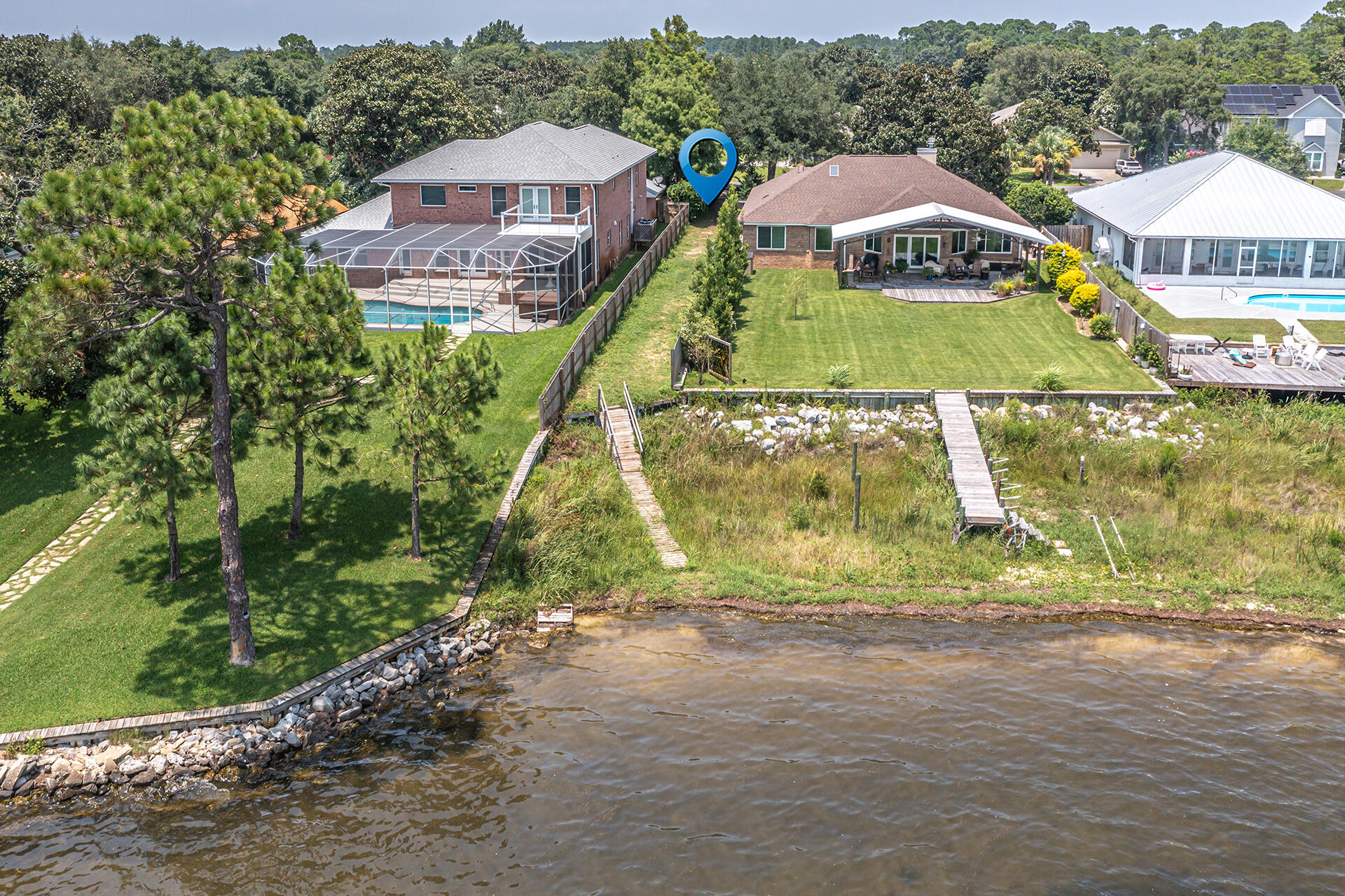 LEGEND COVE - Residential