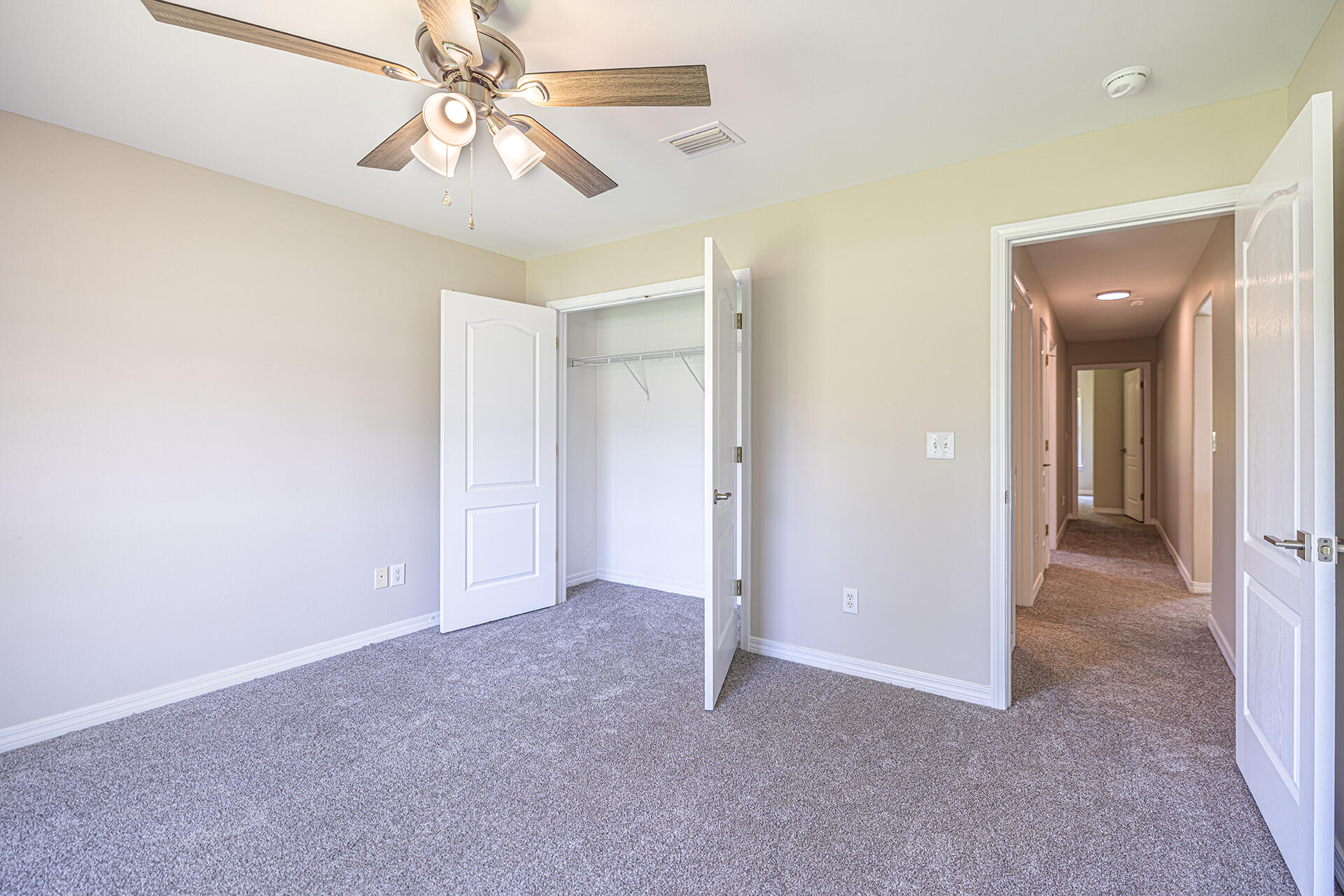 LEGEND COVE - Residential