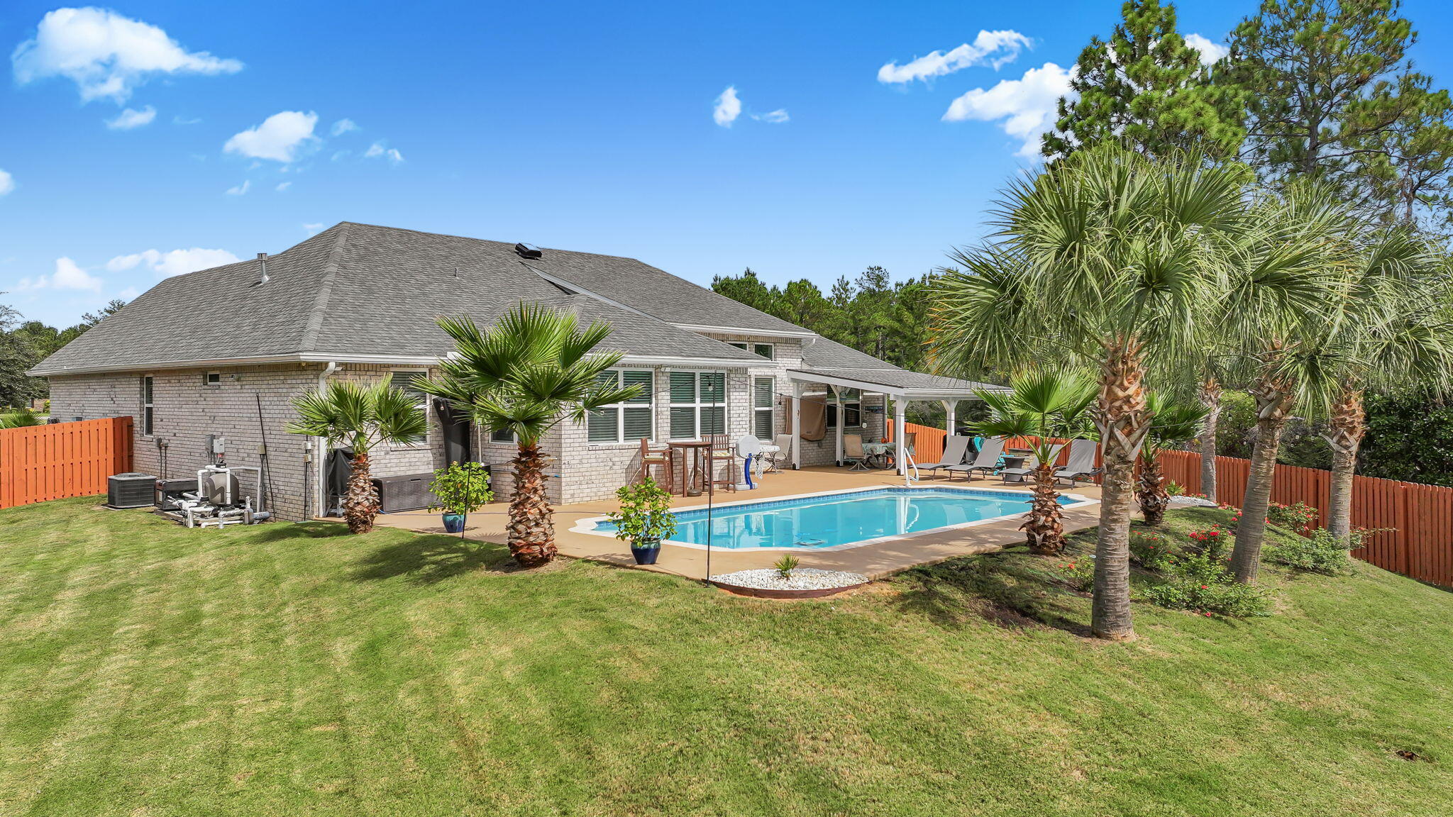 HAMMOCK BAY - Residential