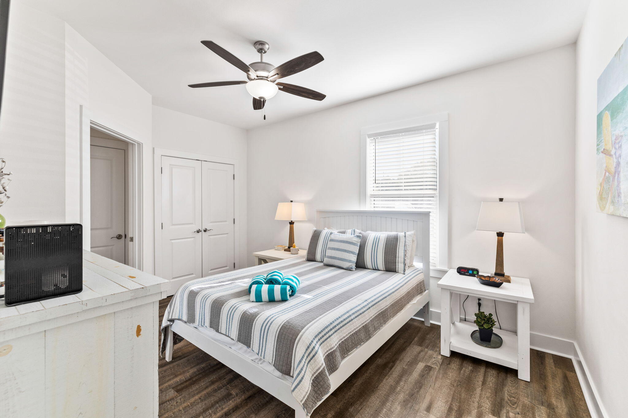 HIDDEN LAKE CONDOMINIUMS - Residential