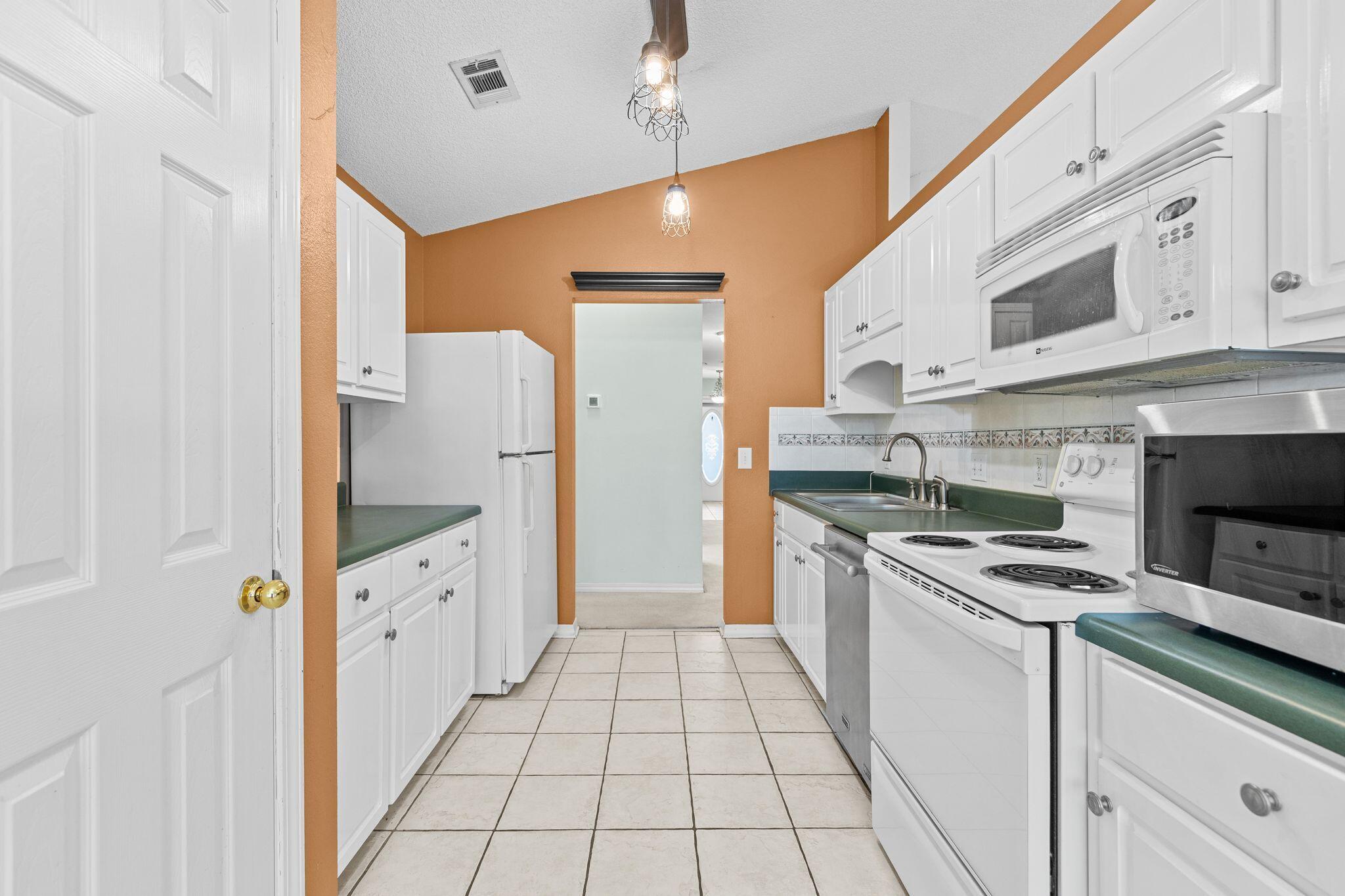 BAYOU PLACE - Residential