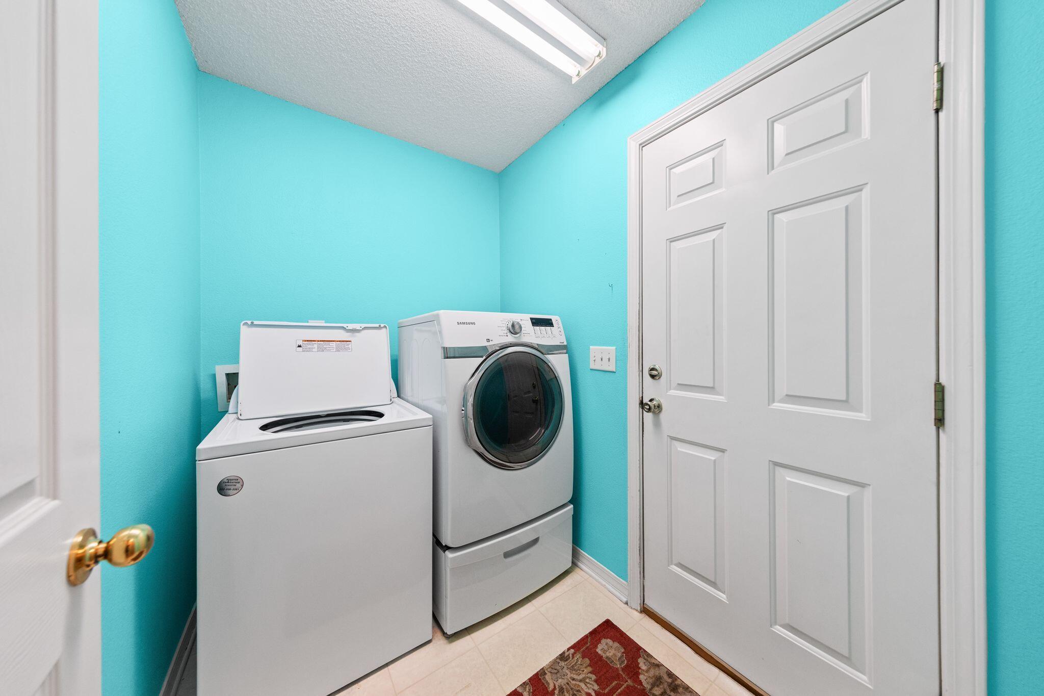 BAYOU PLACE - Residential