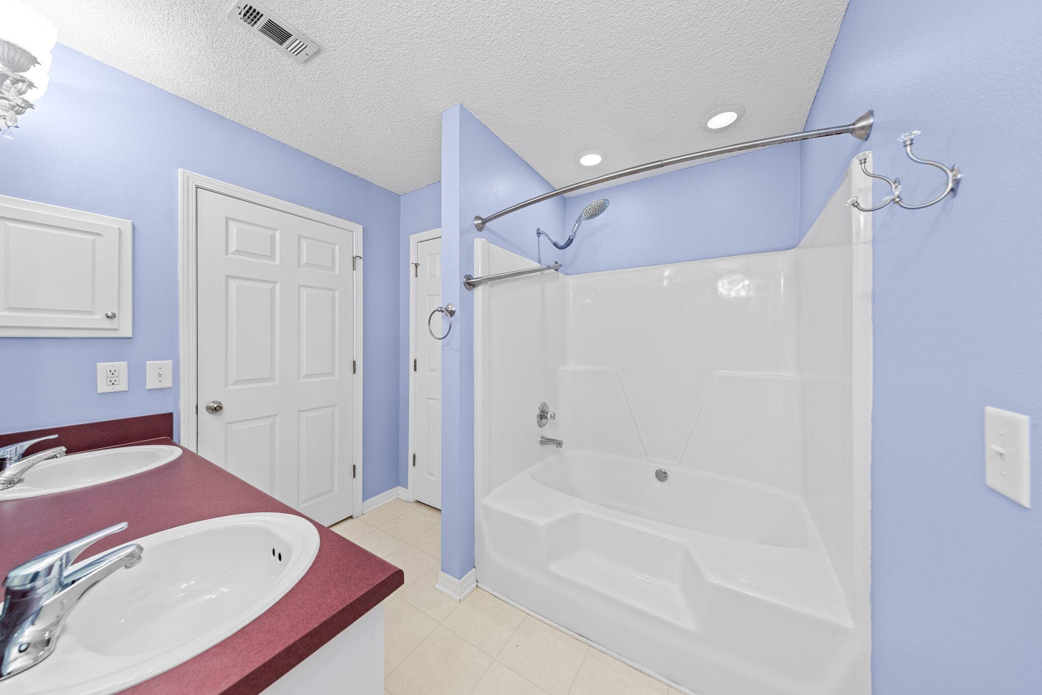 BAYOU PLACE - Residential