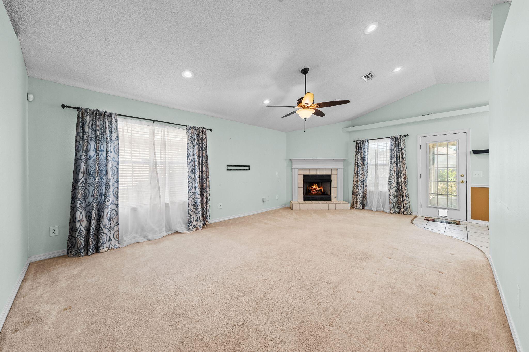 BAYOU PLACE - Residential