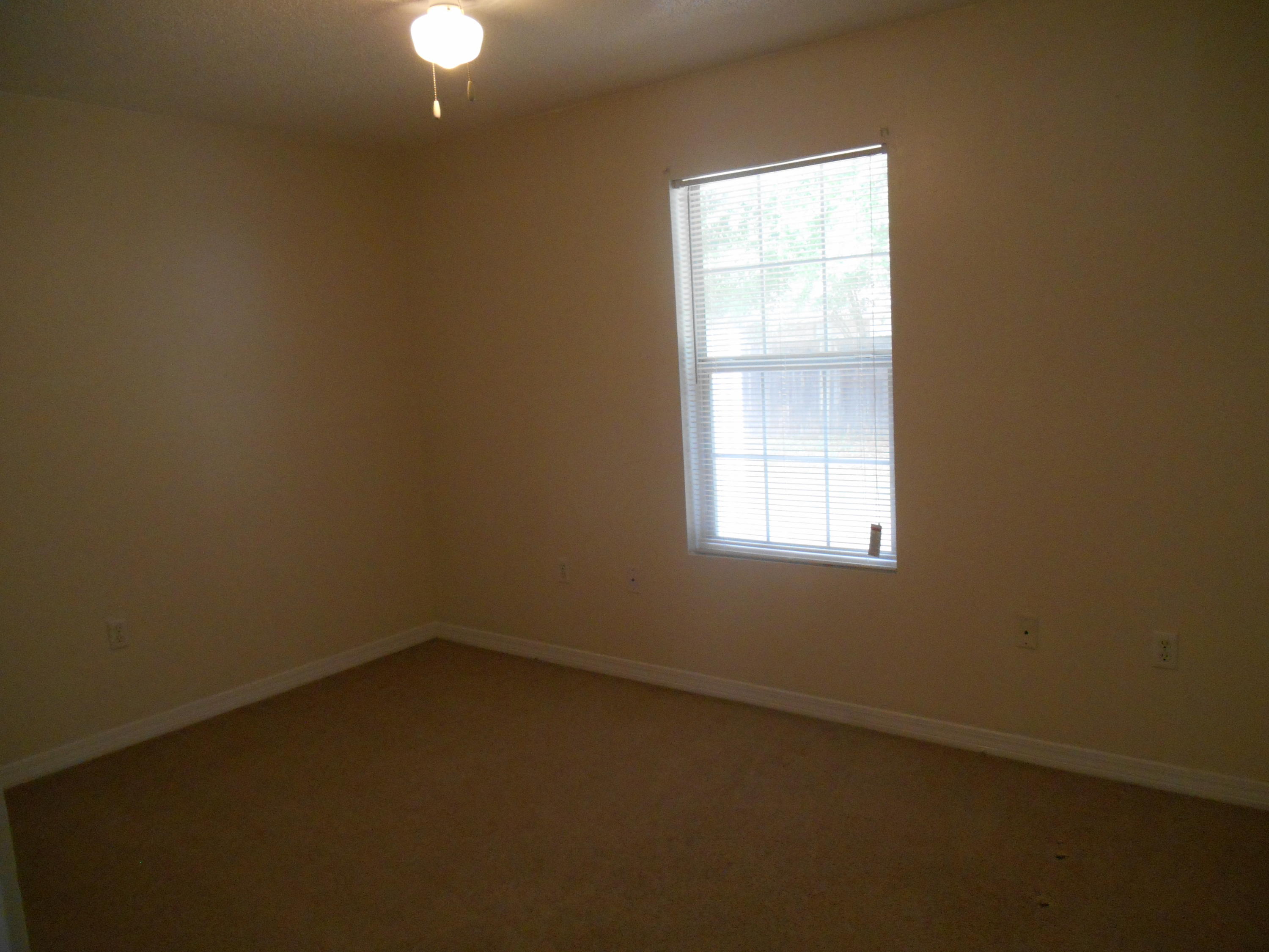 MORRIS ADDN TO CRESTVIEW - Residential Lease