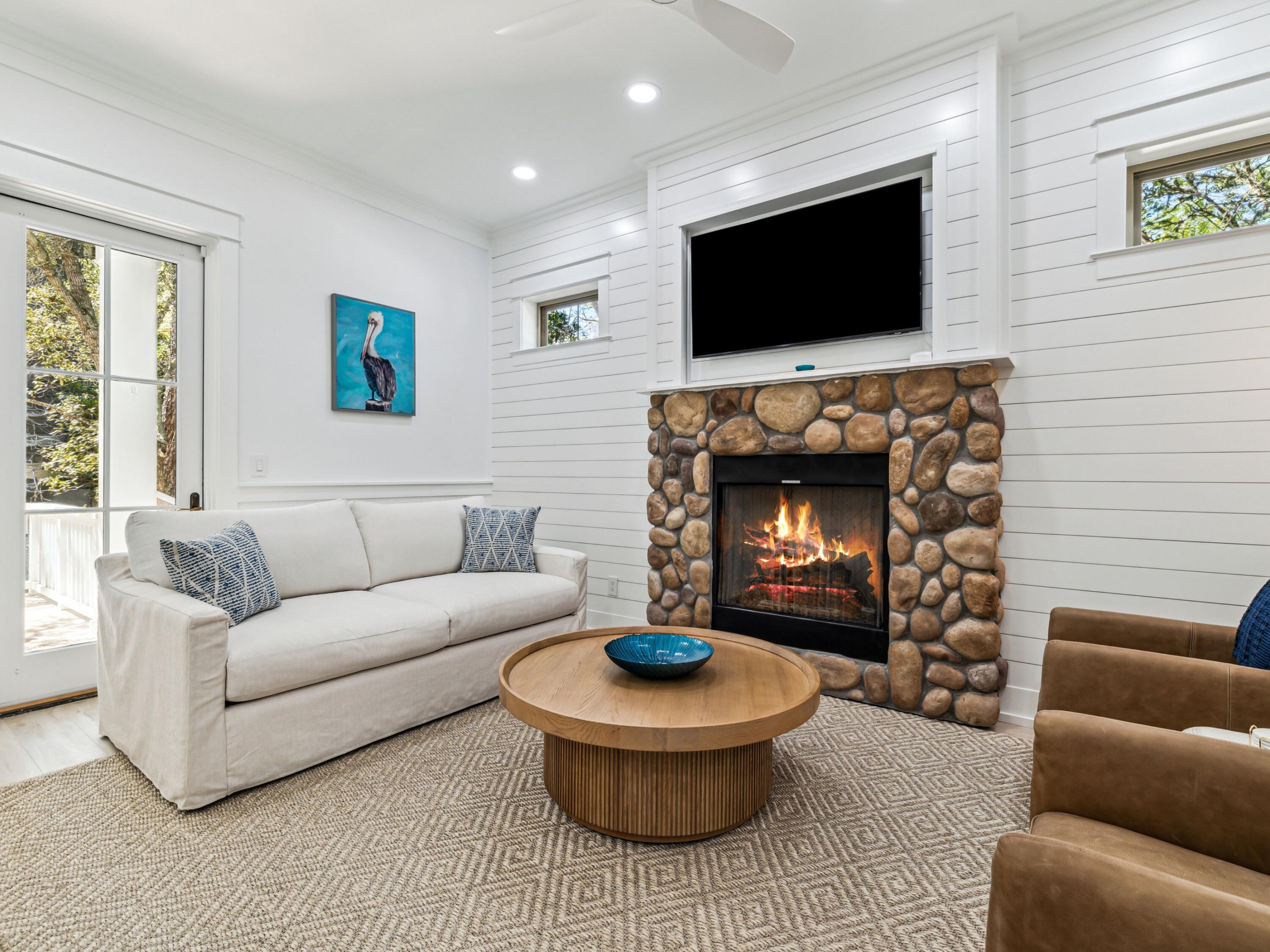 GRAYTON COVE - Residential