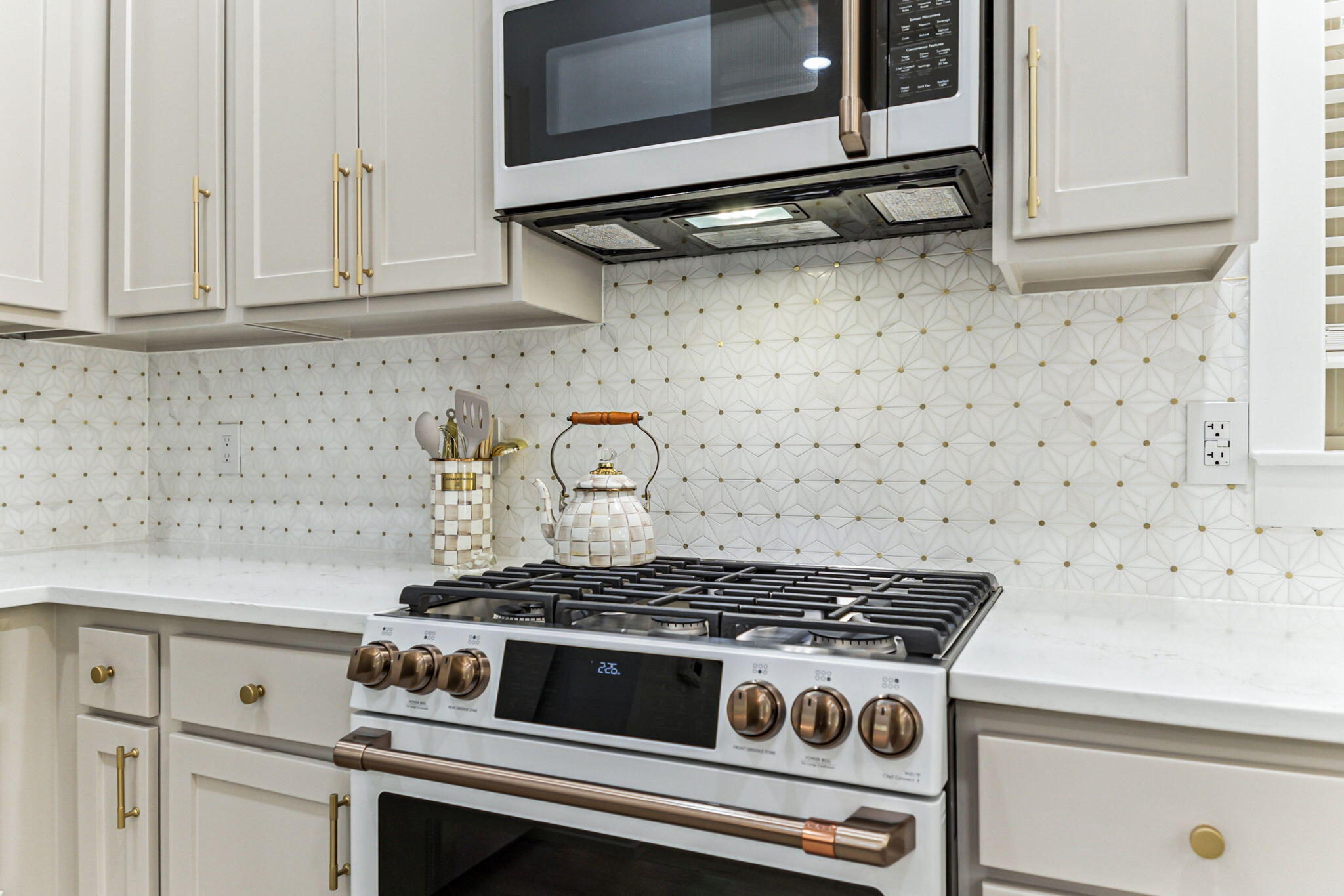 GRAYTON COVE - Residential