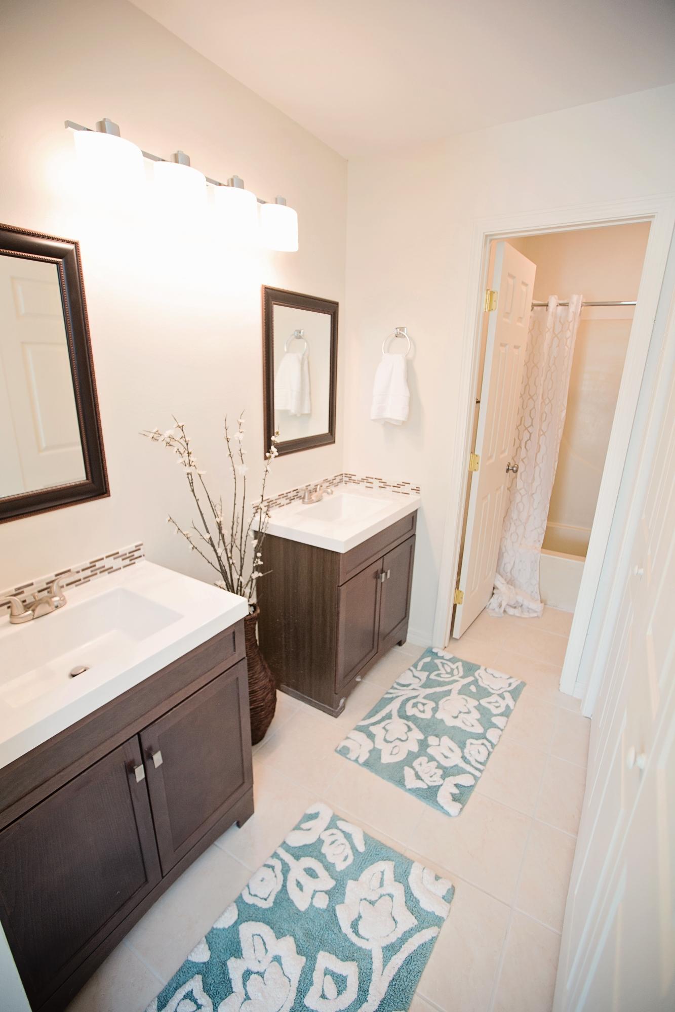 HIDDEN TRAILS PH 1 - Residential