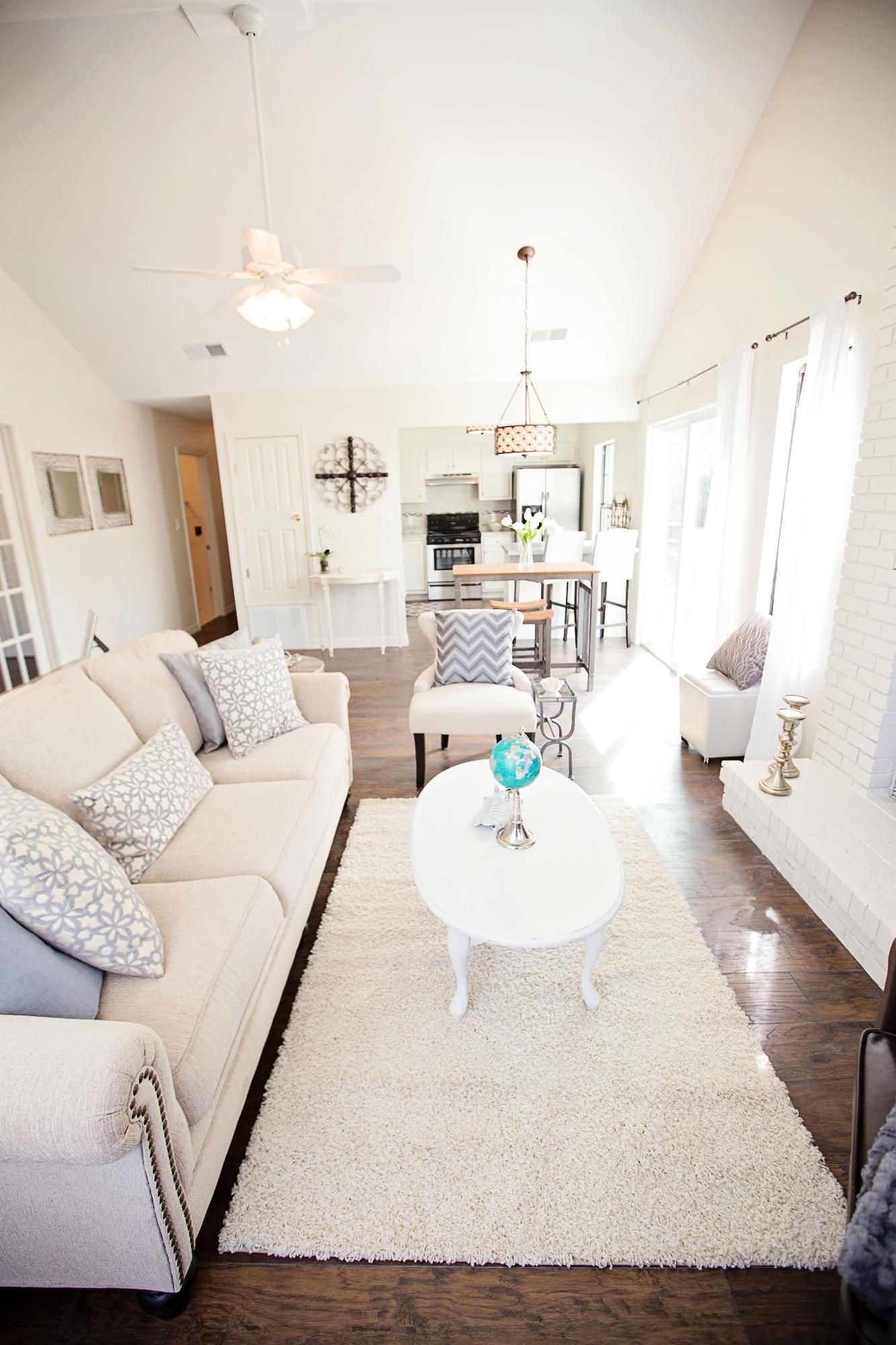 HIDDEN TRAILS PH 1 - Residential