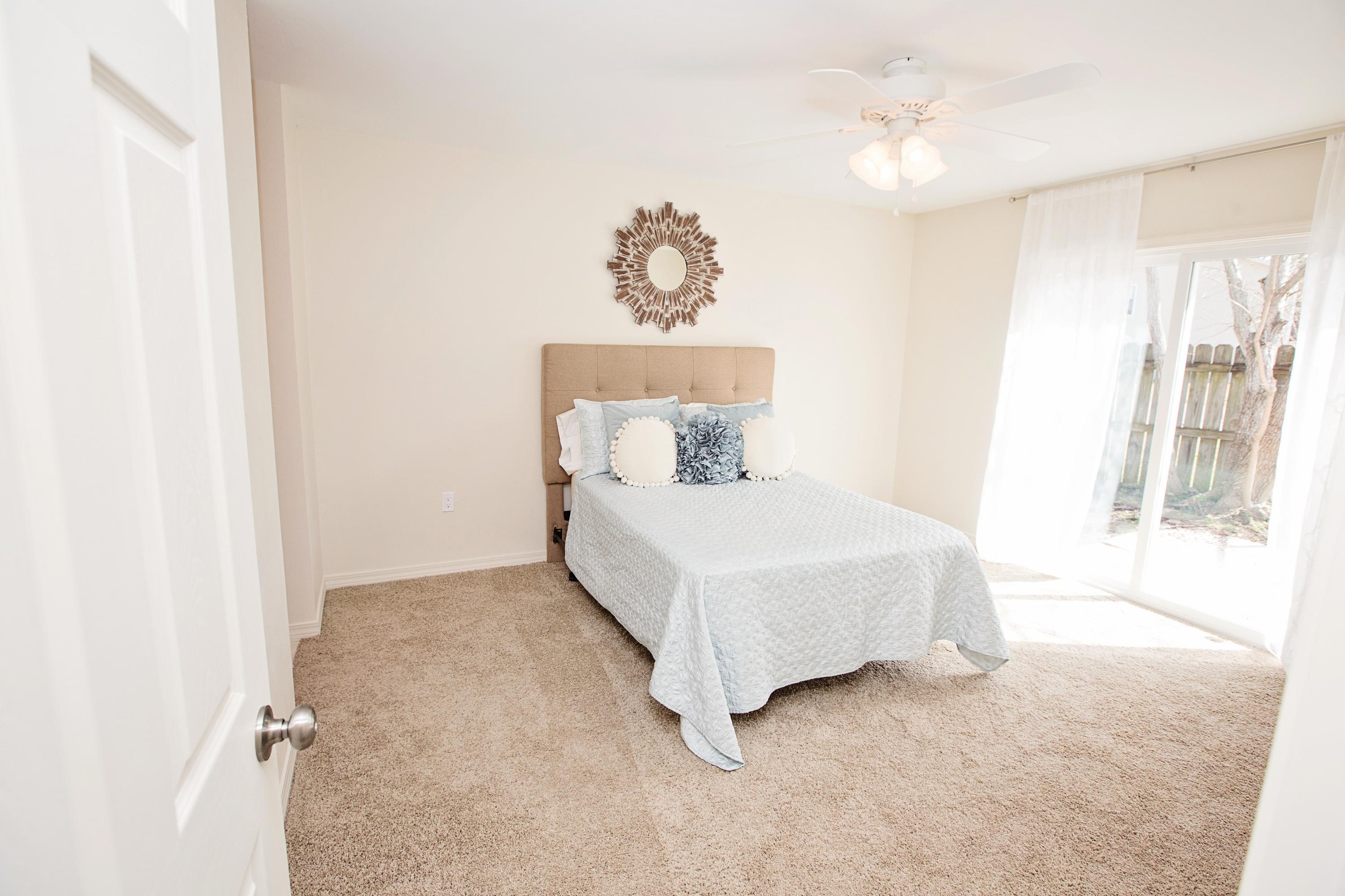 HIDDEN TRAILS PH 1 - Residential