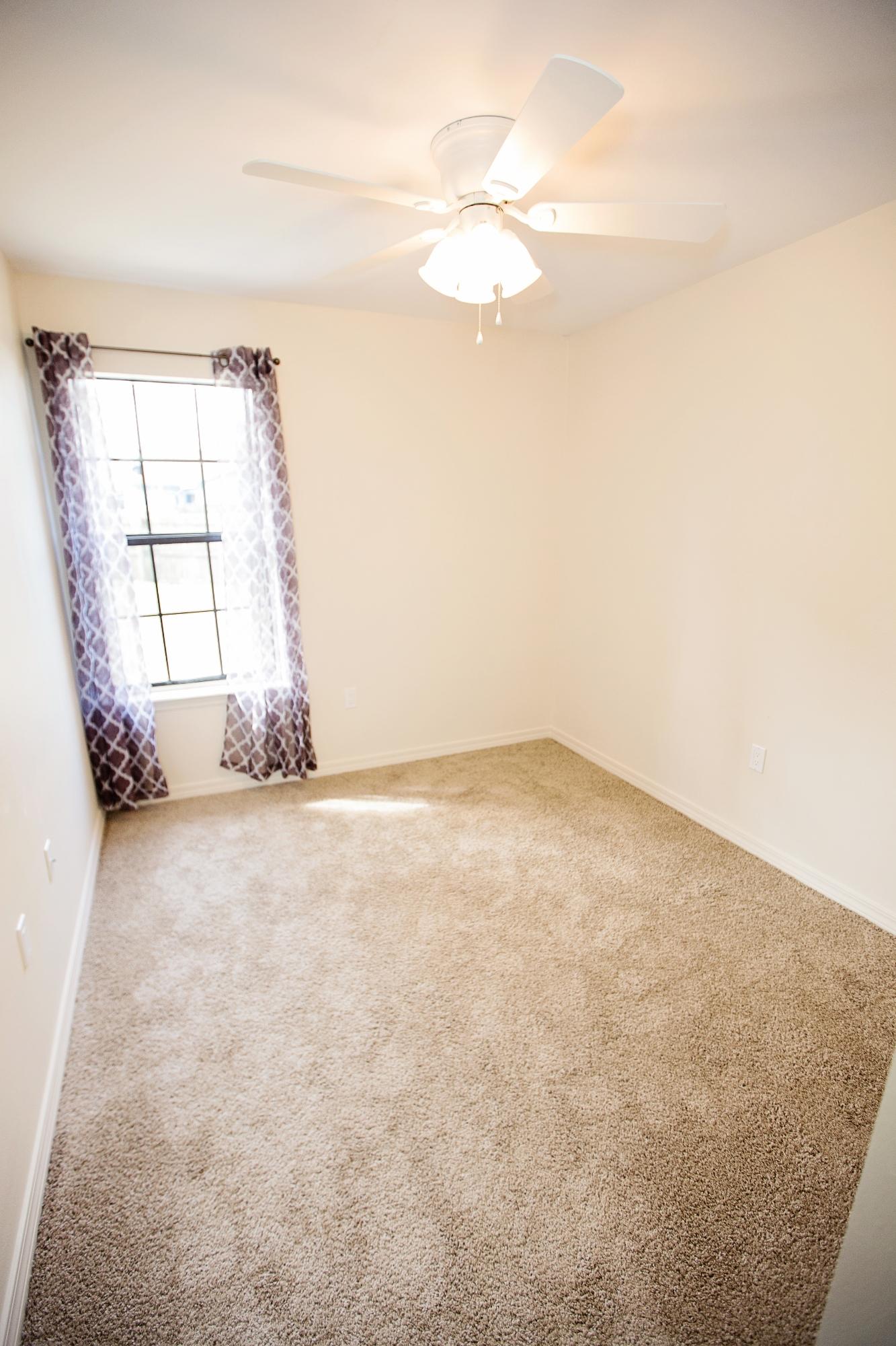 HIDDEN TRAILS PH 1 - Residential