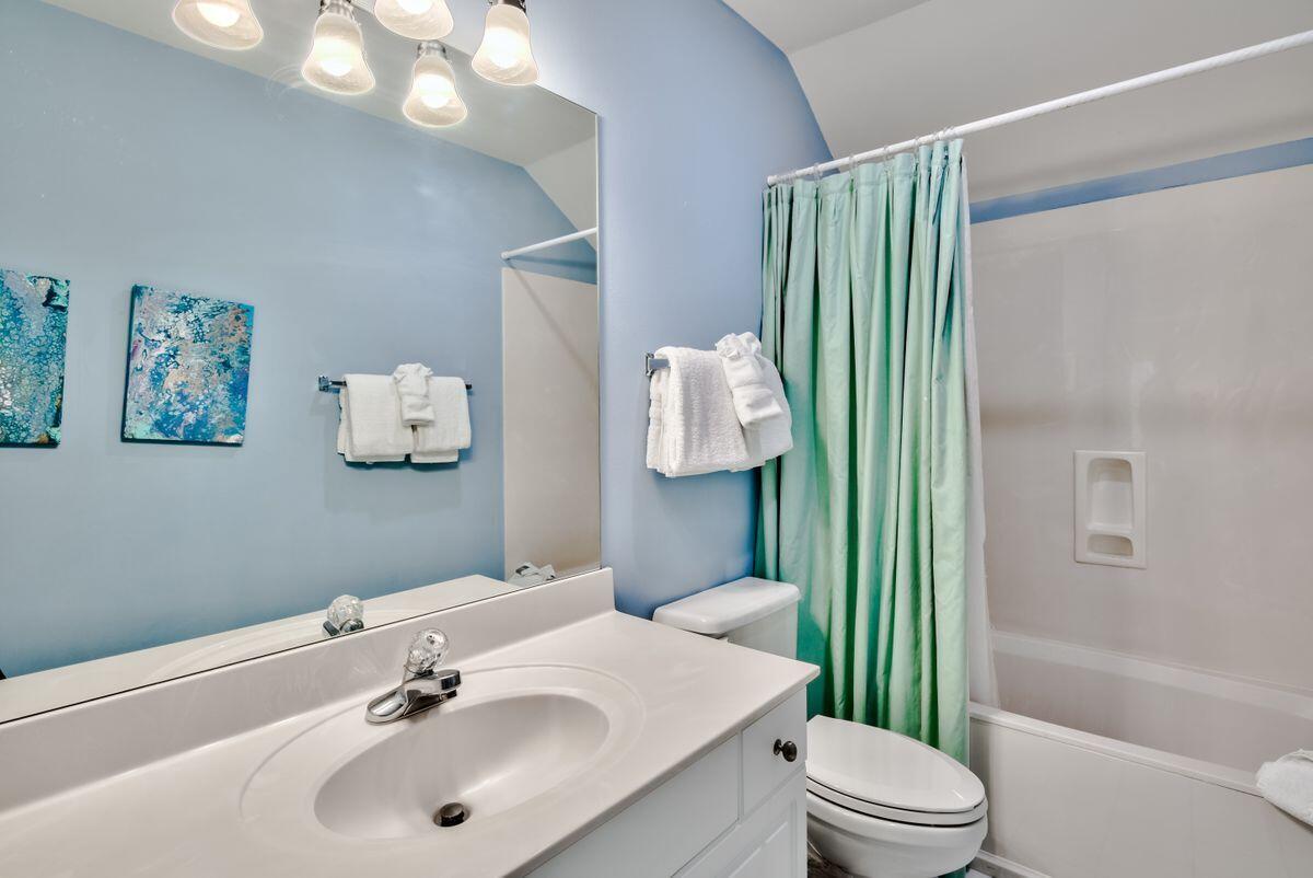 TURNBERRY VILLAS CONDO - Residential