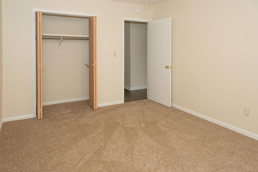 TANGLEWOOD S/D 1ST ADDN - Residential Lease