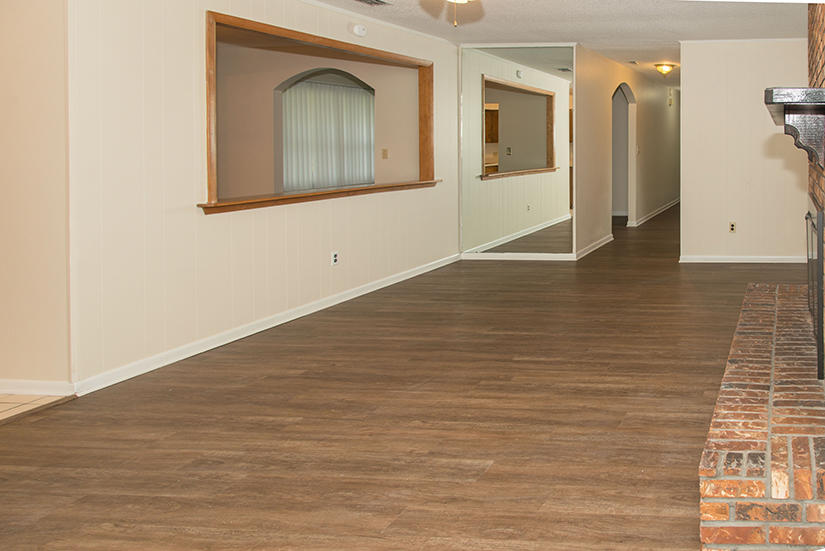 TANGLEWOOD S/D 1ST ADDN - Residential Lease