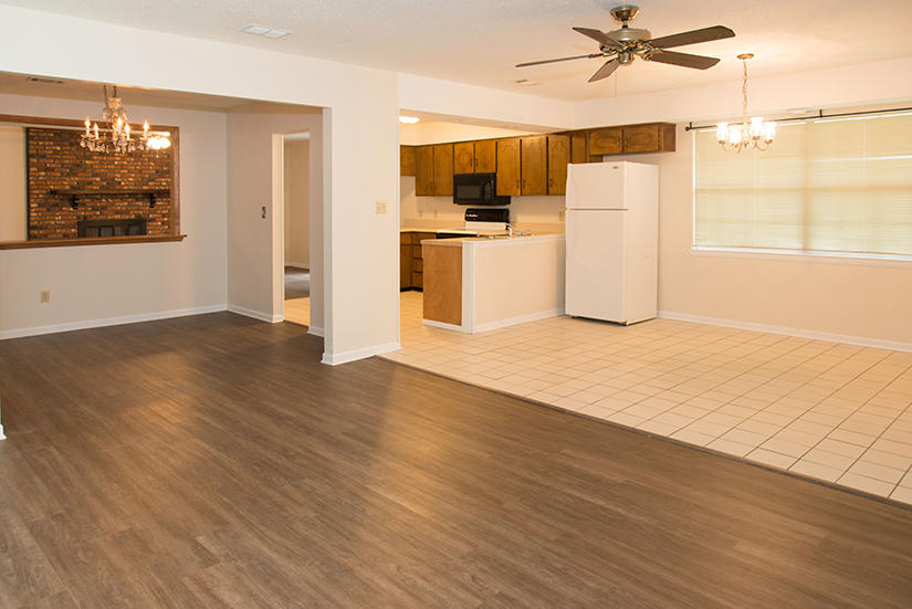 TANGLEWOOD S/D 1ST ADDN - Residential Lease