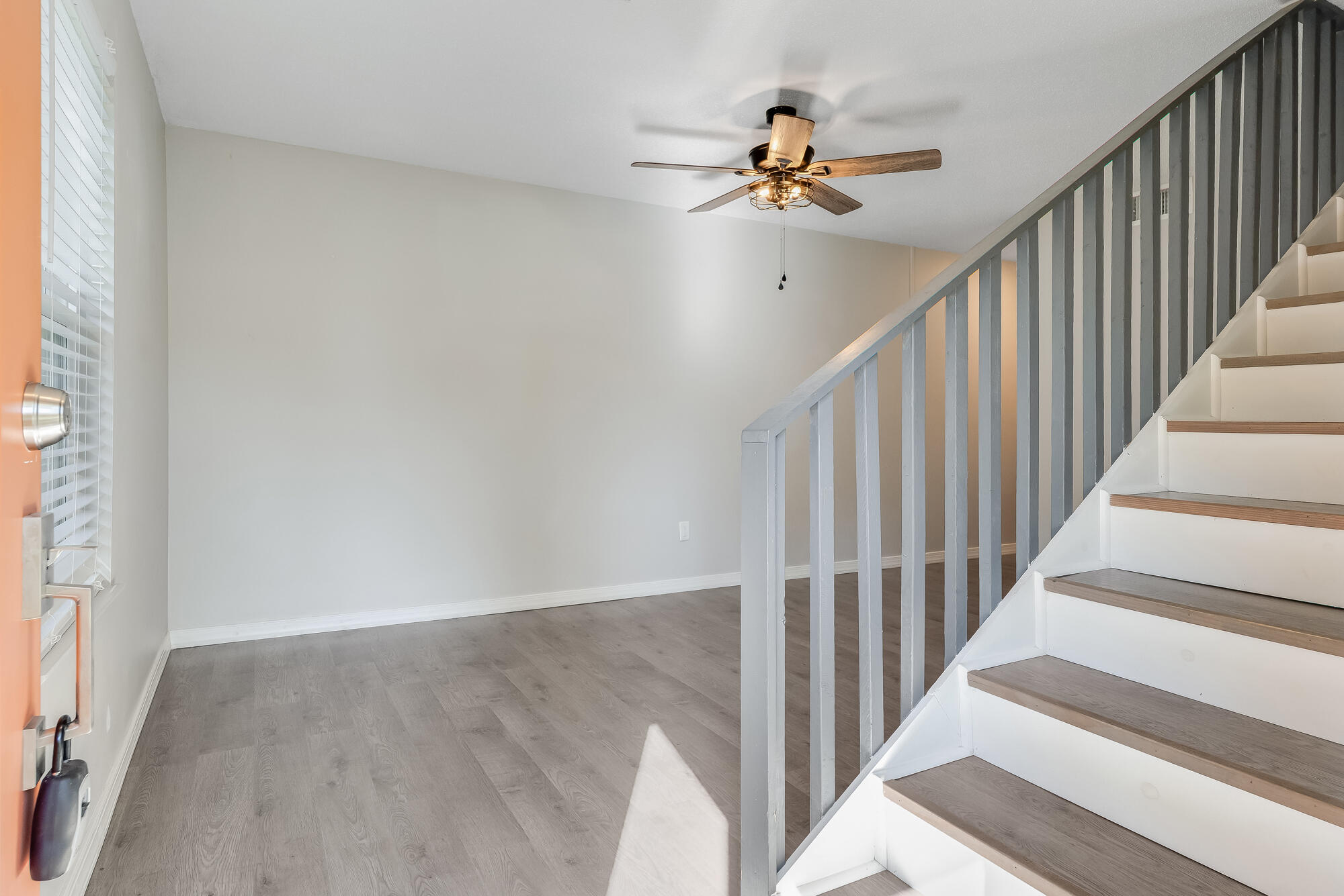 TOWNHOUSES AT THE HAMPTONS - Residential