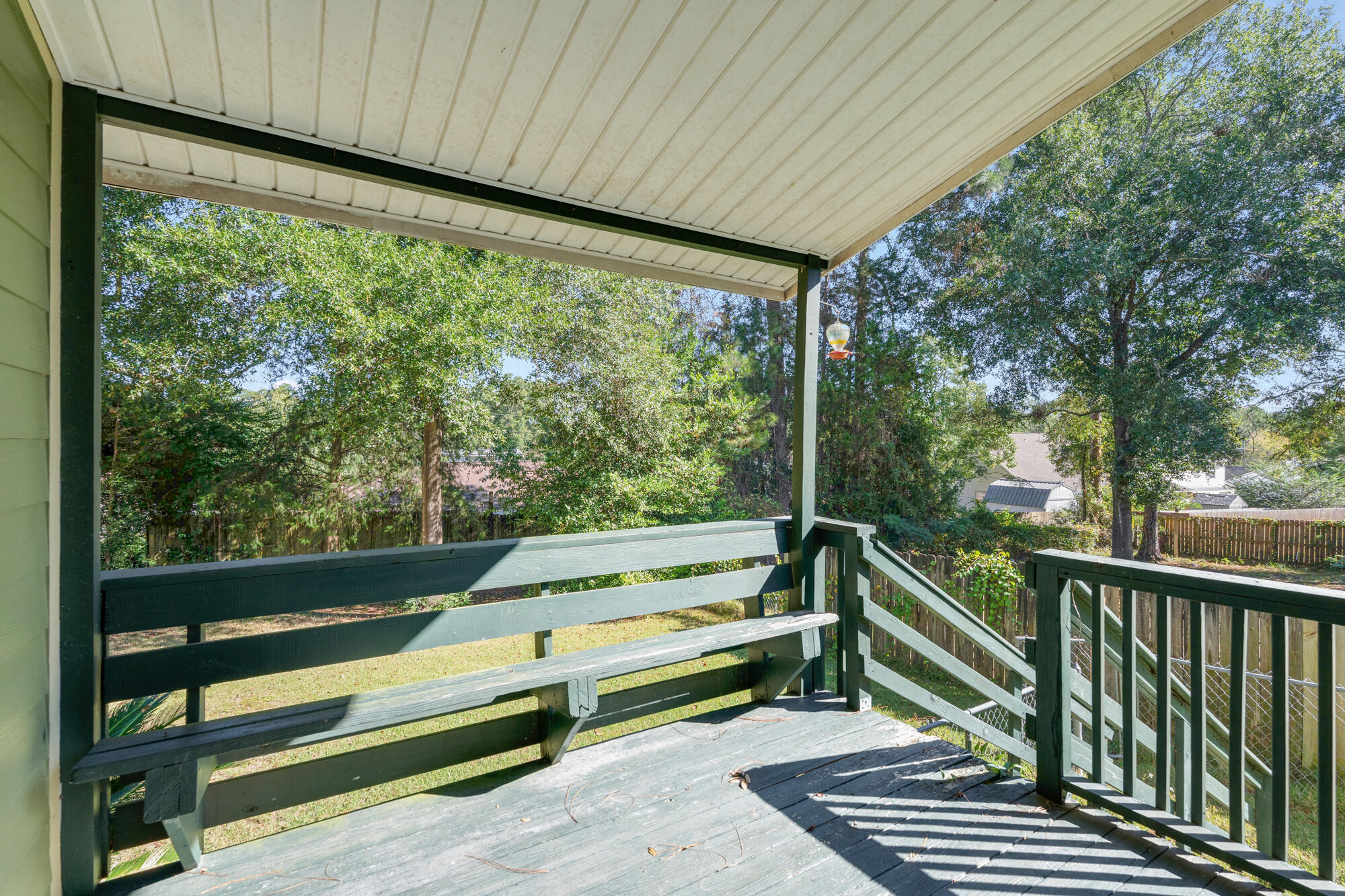 TOWNHOUSES AT THE HAMPTONS - Residential