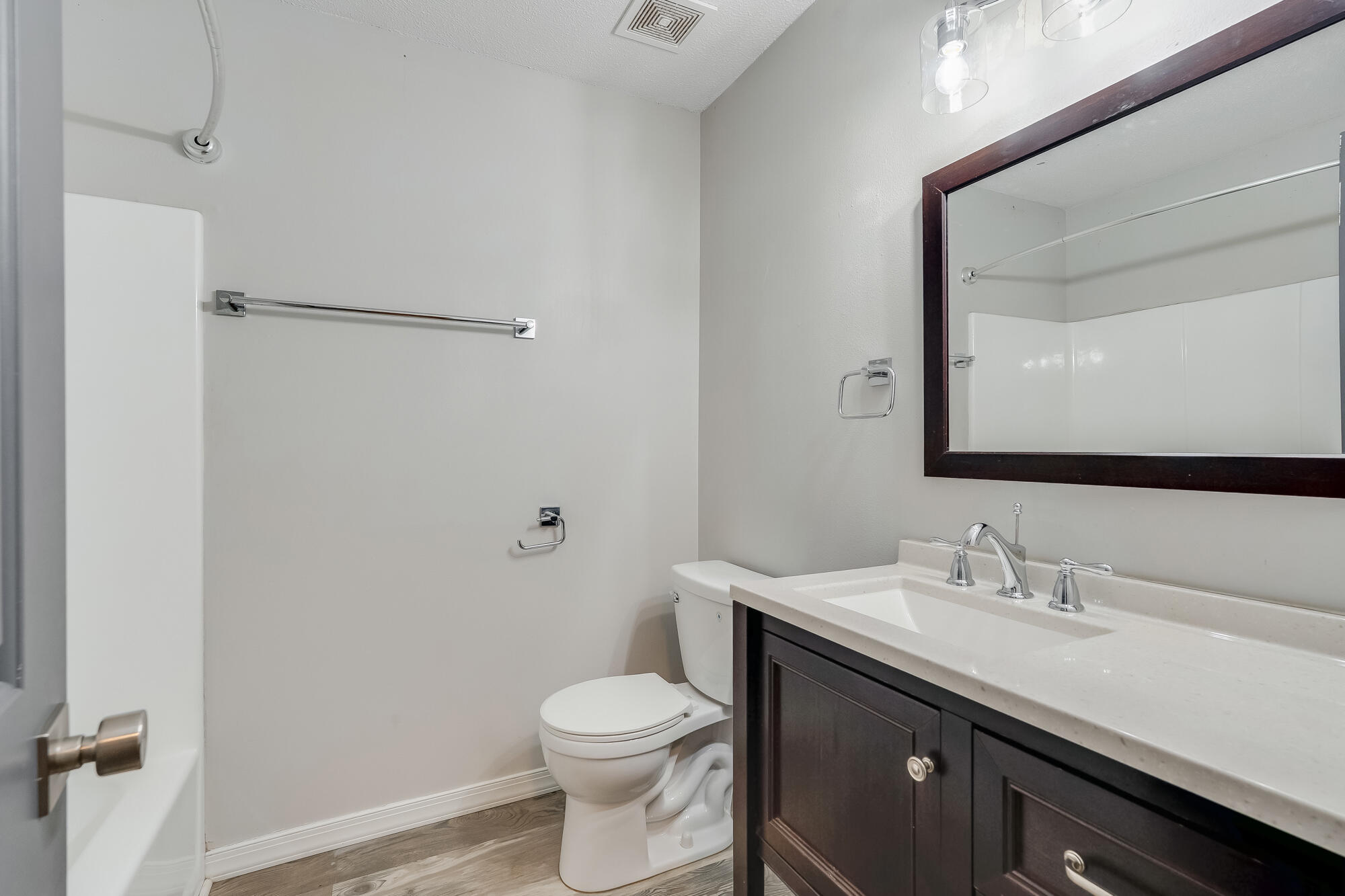 TOWNHOUSES AT THE HAMPTONS - Residential