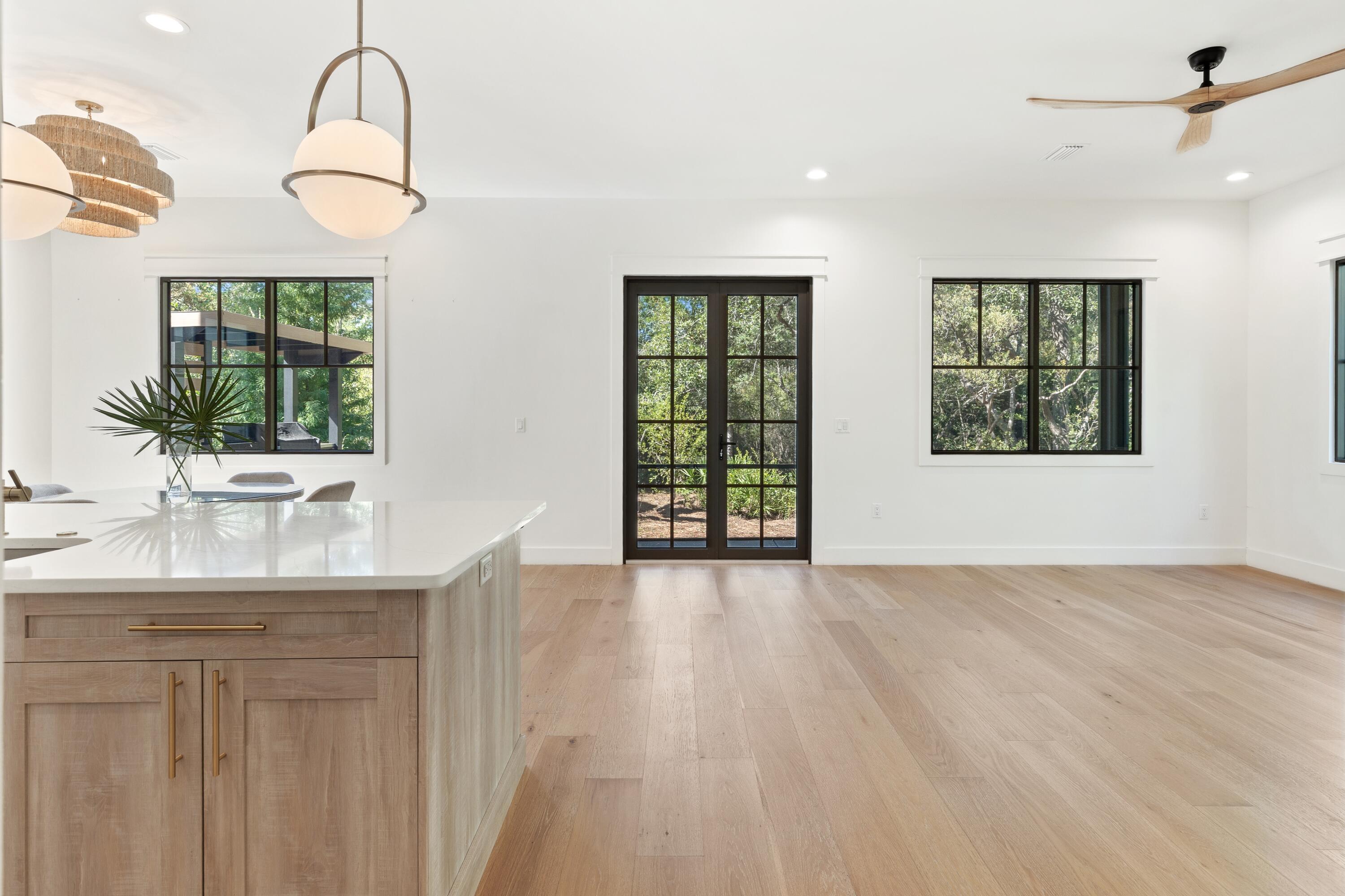 GRAYTON BAYOU - Residential