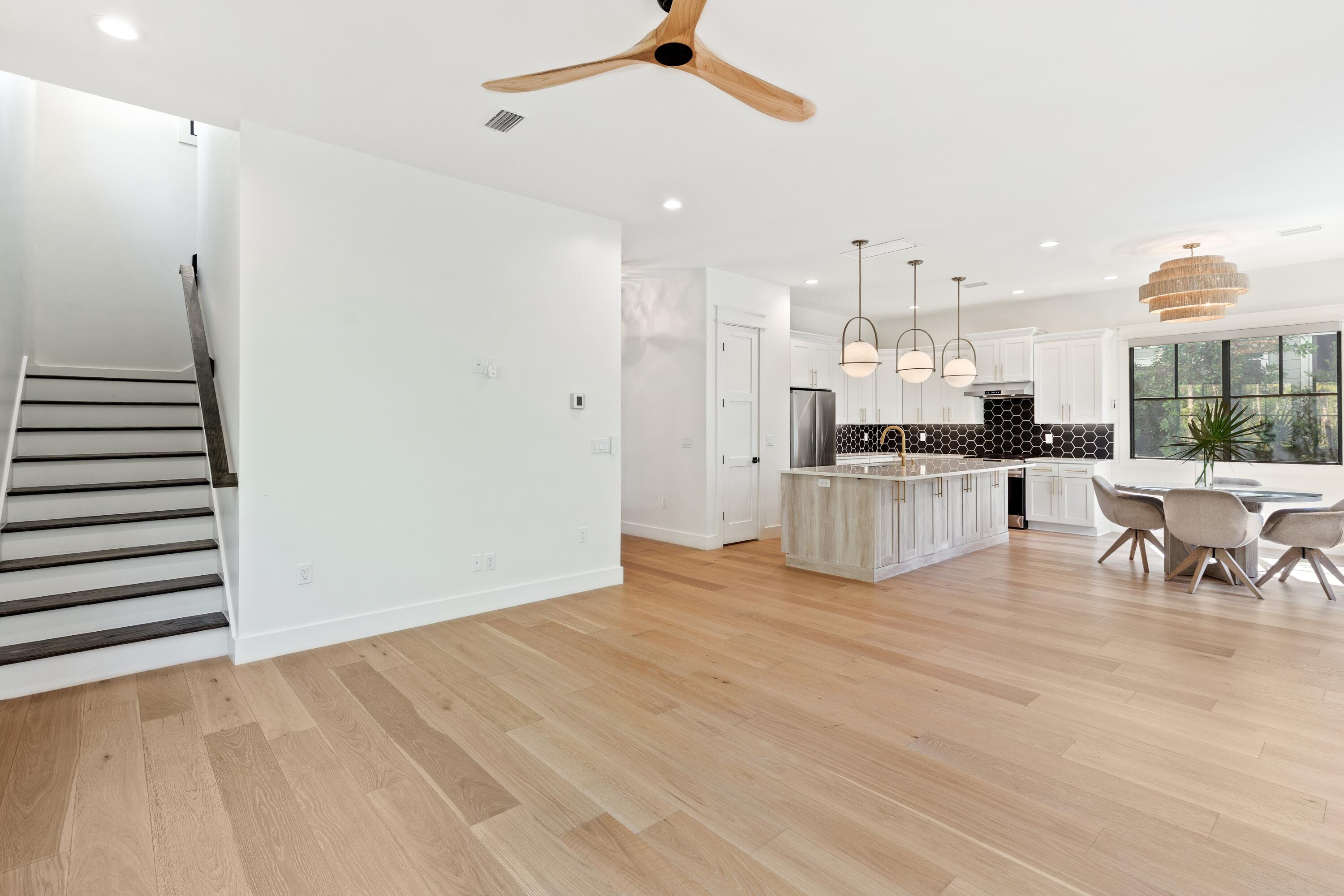 GRAYTON BAYOU - Residential