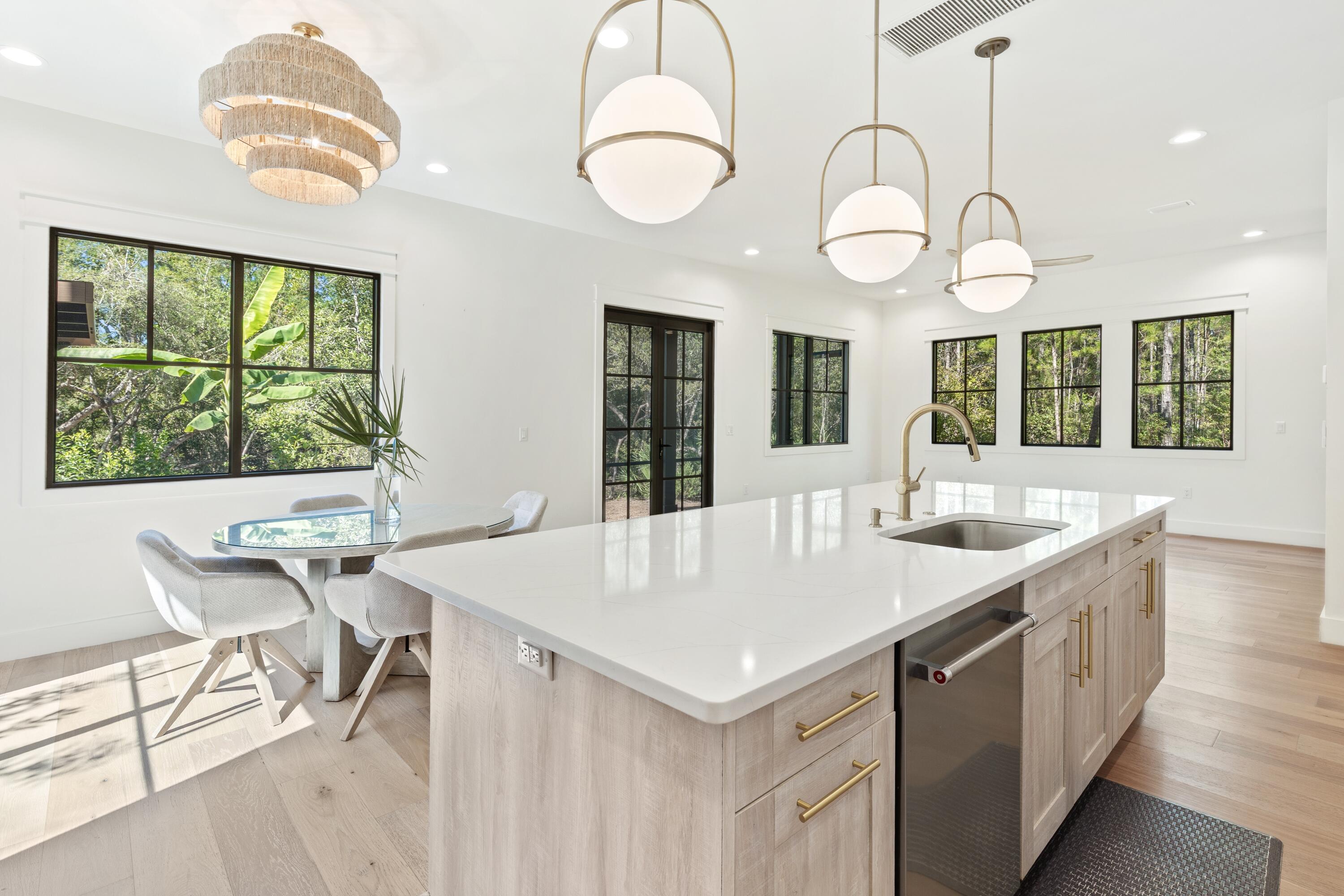GRAYTON BAYOU - Residential