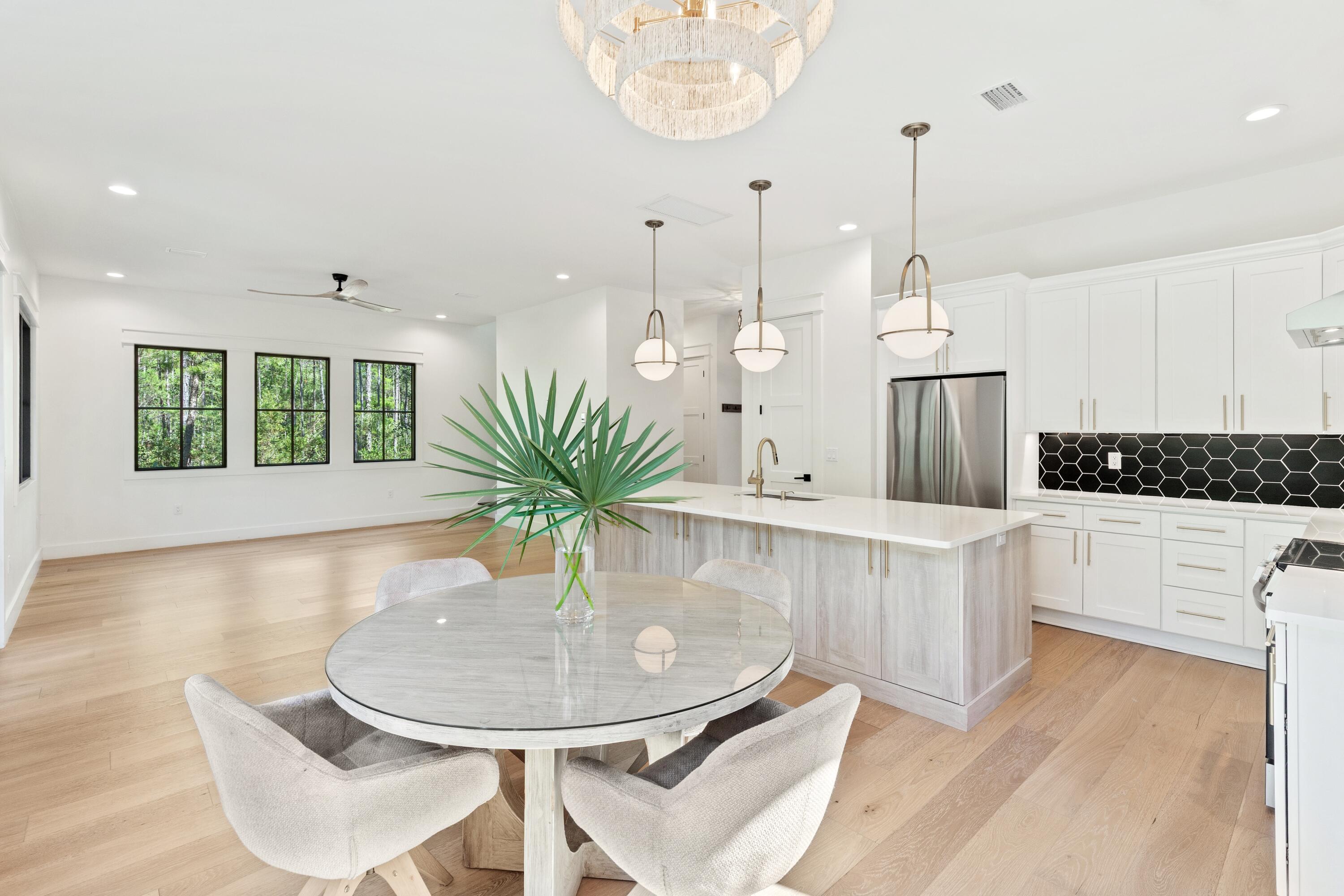 GRAYTON BAYOU - Residential