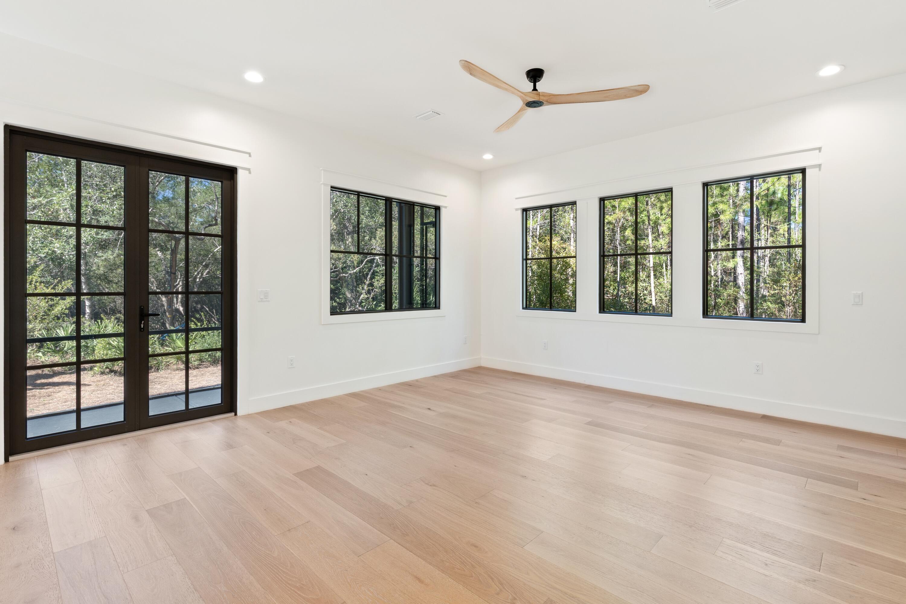 GRAYTON BAYOU - Residential