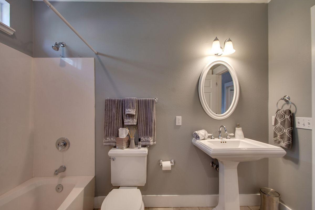 WHITES GULFVIEW ESTATES - Residential