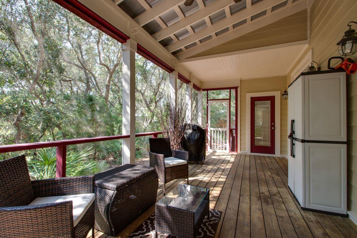 WHITES GULFVIEW ESTATES - Residential