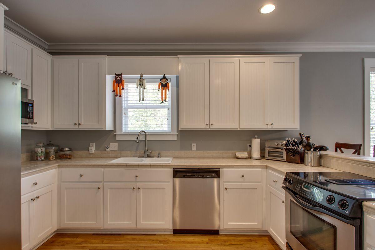 WHITES GULFVIEW ESTATES - Residential