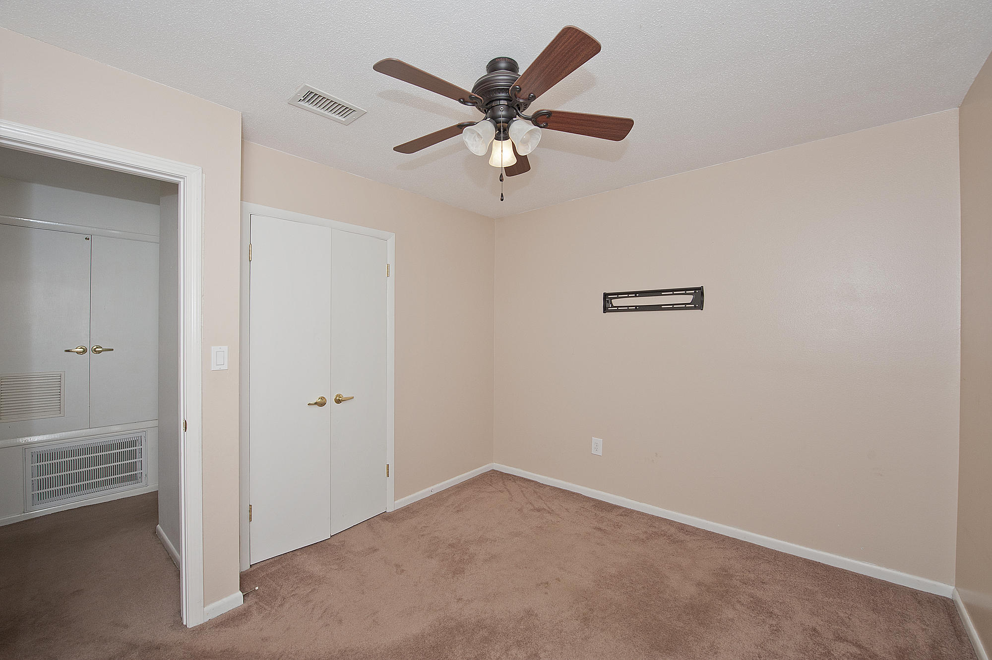 COLONY ESTATES 3RD ADDN - Residential