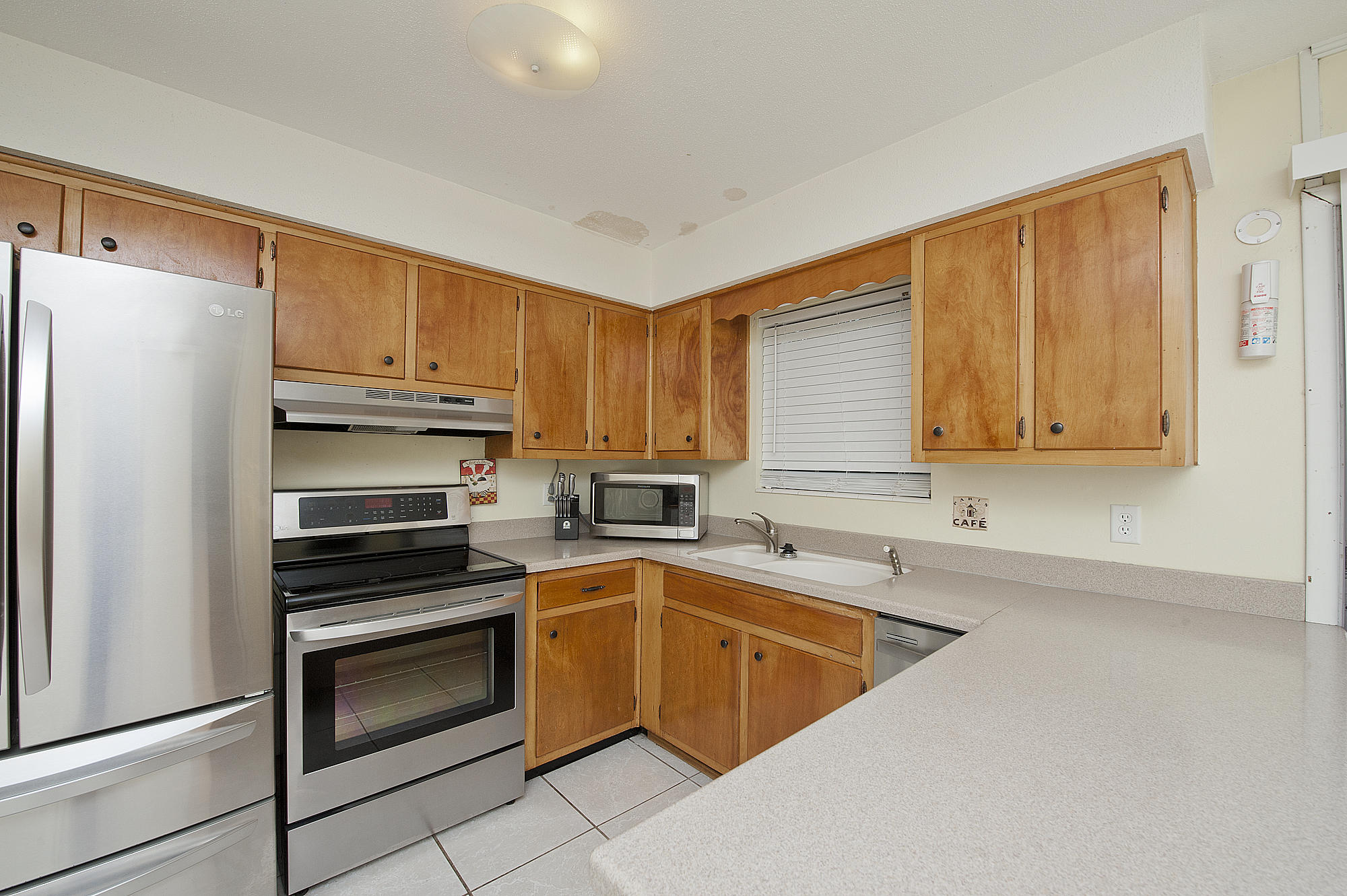 COLONY ESTATES 3RD ADDN - Residential