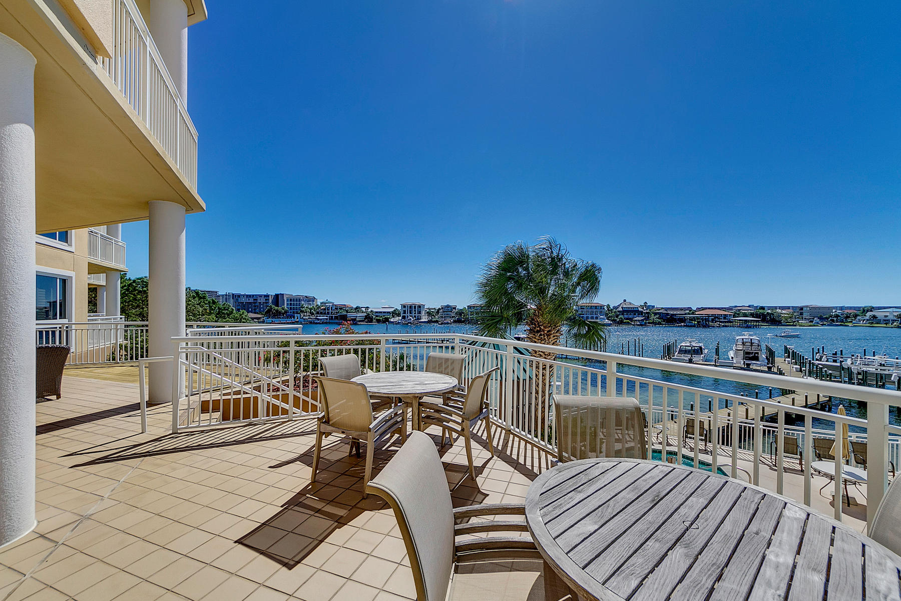 GRAND HARBOR - Residential