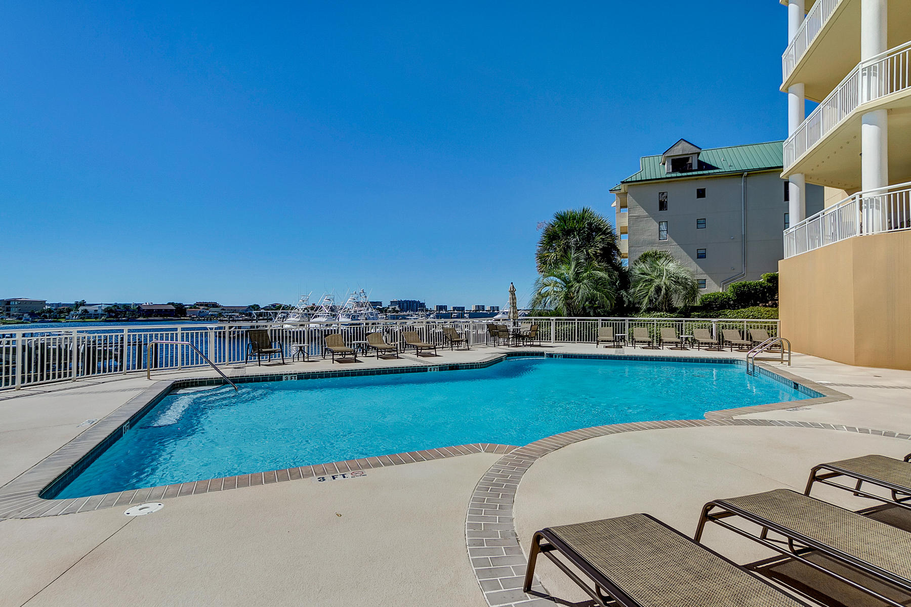 GRAND HARBOR - Residential