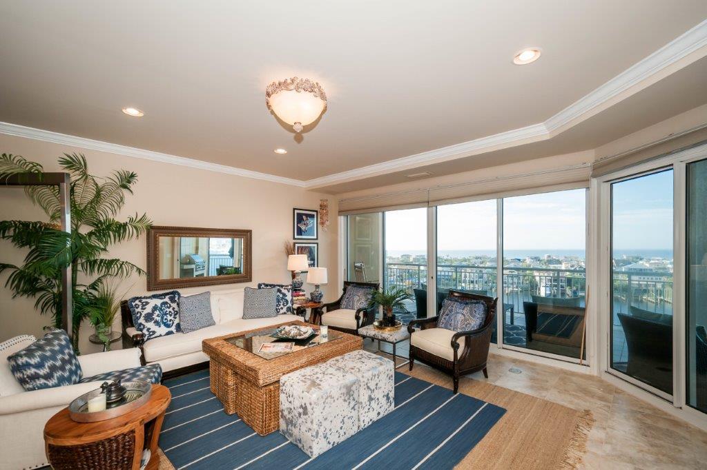 GRAND HARBOR - Residential