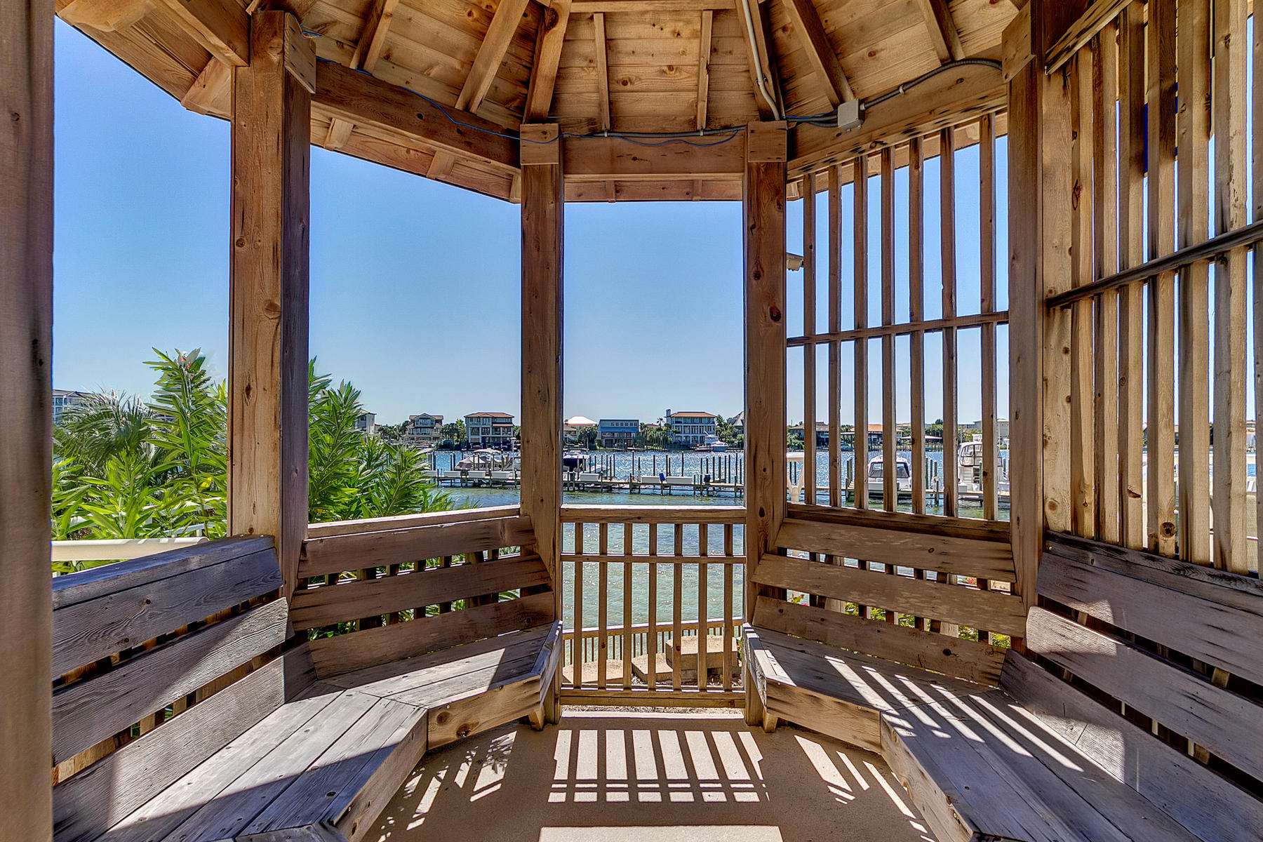 GRAND HARBOR - Residential